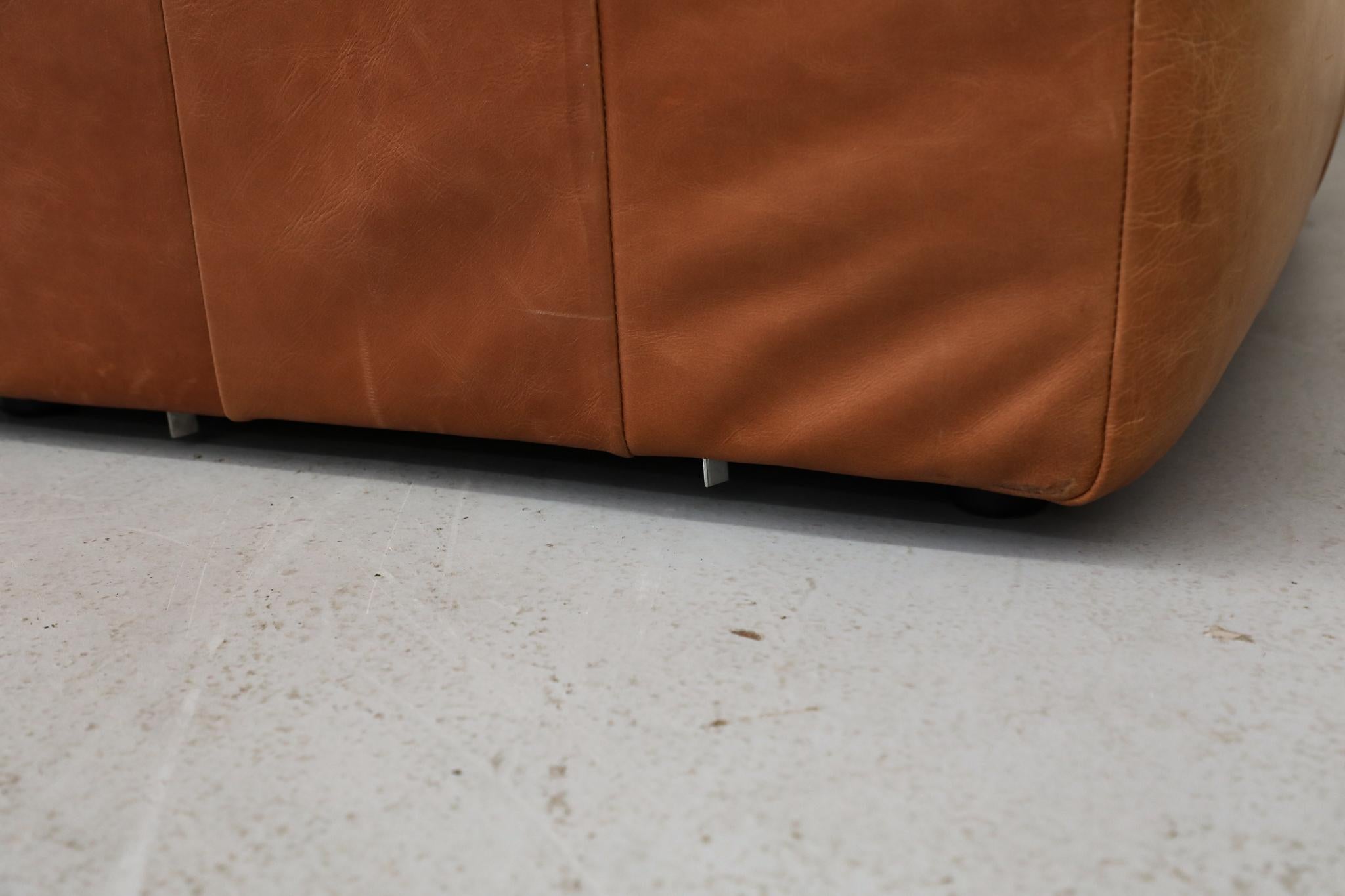 Gerard Van Den Berg Style Soft Form Canapé trois pièces en cuir camel en vente 12