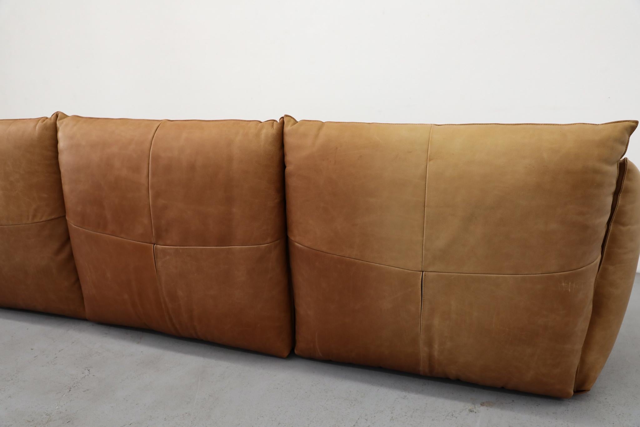Gerard Van Den Berg Style Soft Form Canapé trois pièces en cuir camel en vente 1
