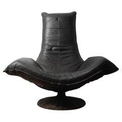 Gerard Van Den Berg “Wammes” Swivel Lounge Chair for Montis  1970s Dutch Modern