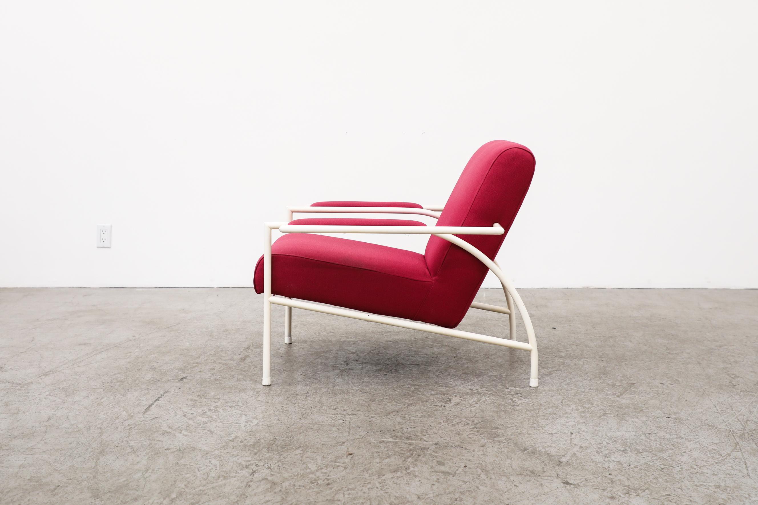 Gerard Vollenbrock Pink Lounge Chair w/ White Frame for Gelderland, 1980's In Good Condition For Sale In Los Angeles, CA