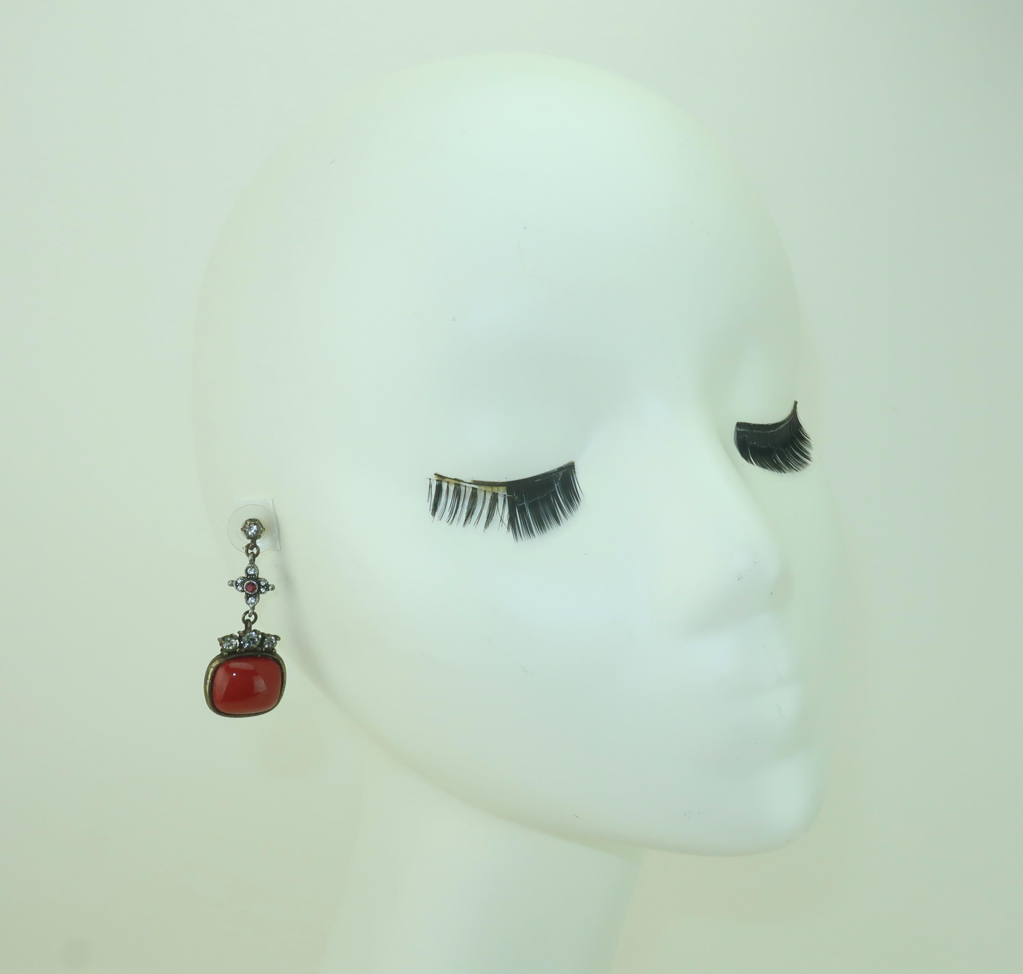 GERARD YOSCA Tropfen-Ohrringe mit Stein und Strass, 1990er-Jahre im Angebot 1