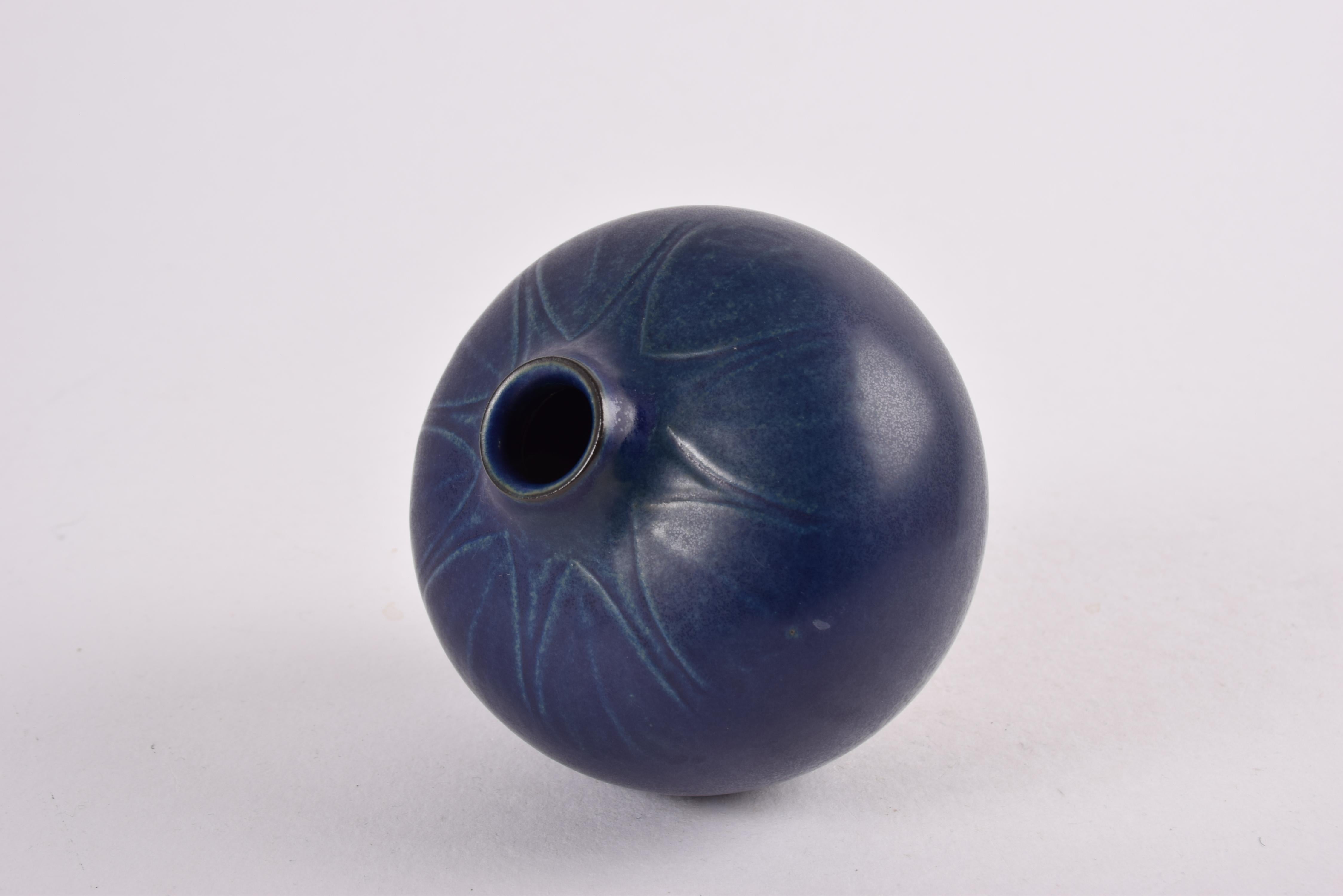 Mid-20th Century Gerd Bøgelund for Royal Copenhagen Blue Teardrop Vase Danish Modern Ceramic 1960