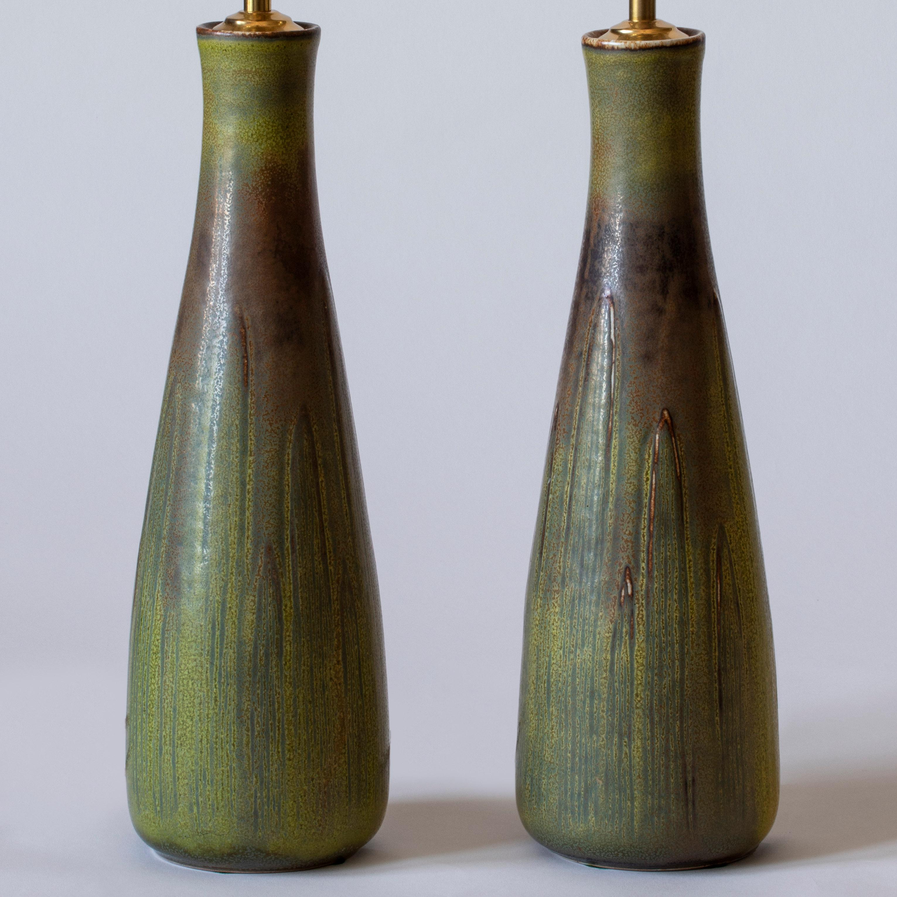 Gerd Bøgelund / Royal Copenhagen, Pair of Danish Solfatara Glaze Stoneware Lamps In Good Condition In Philadelphia, PA