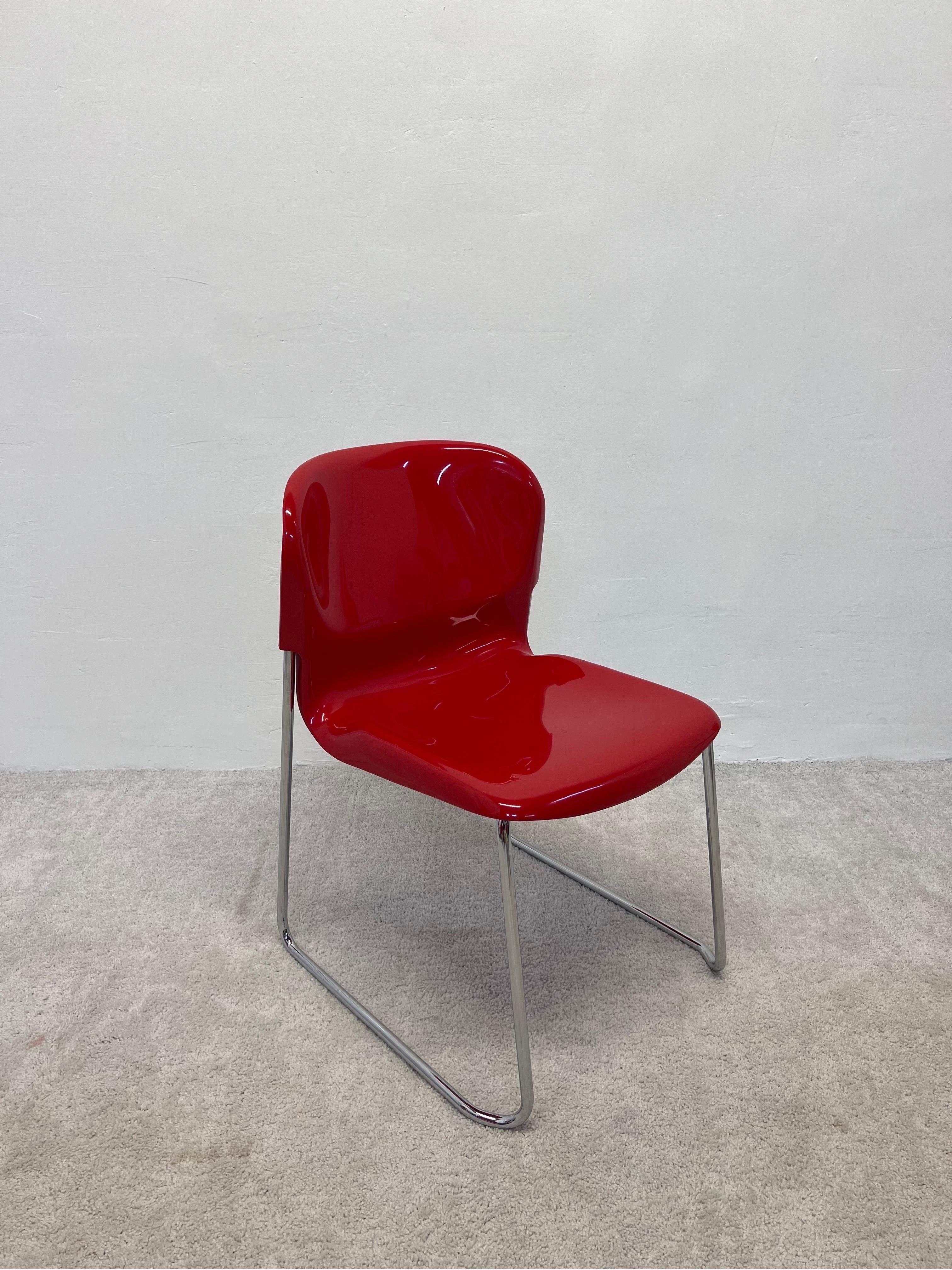 Mid-Century Modern Gerd Lange ensemble de six chaises Nova rouges DSM400K pour Atelier International en vente