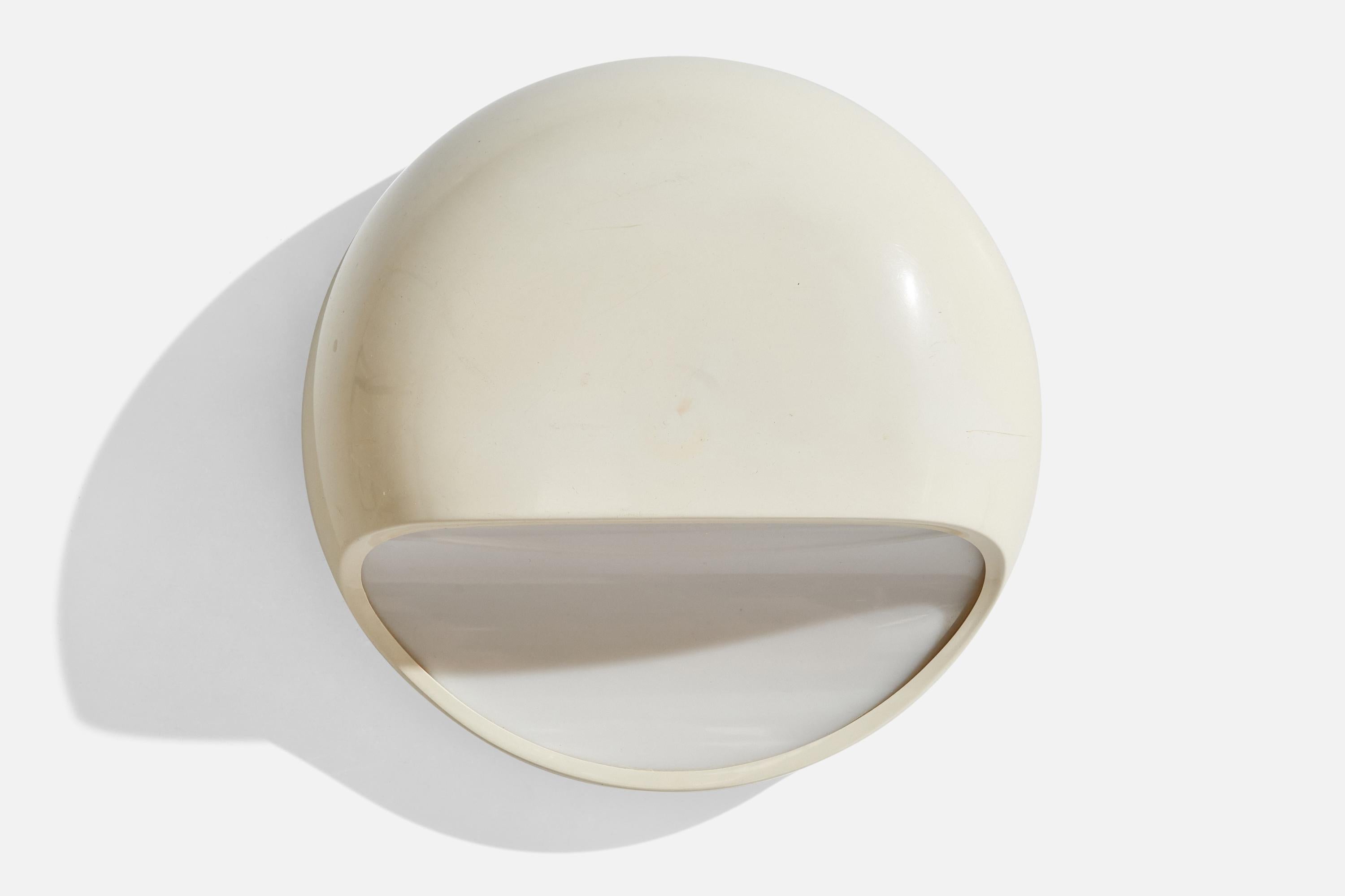 Late 20th Century Gerd Lange, Wall Lights, Plastic, Acrylic, Italy, 1970s For Sale