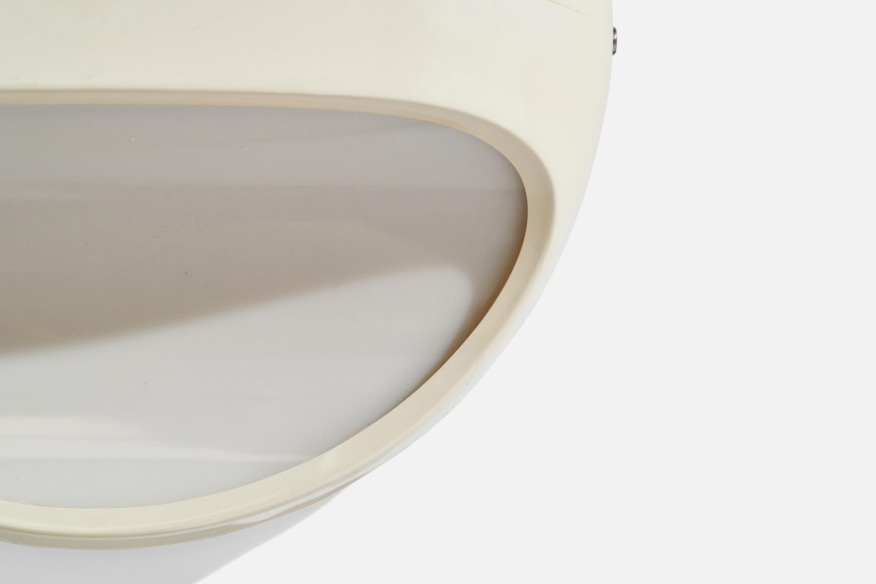 Gerd Lange, Wall Lights, Plastic, Acrylic, Italy, 1970s For Sale 2