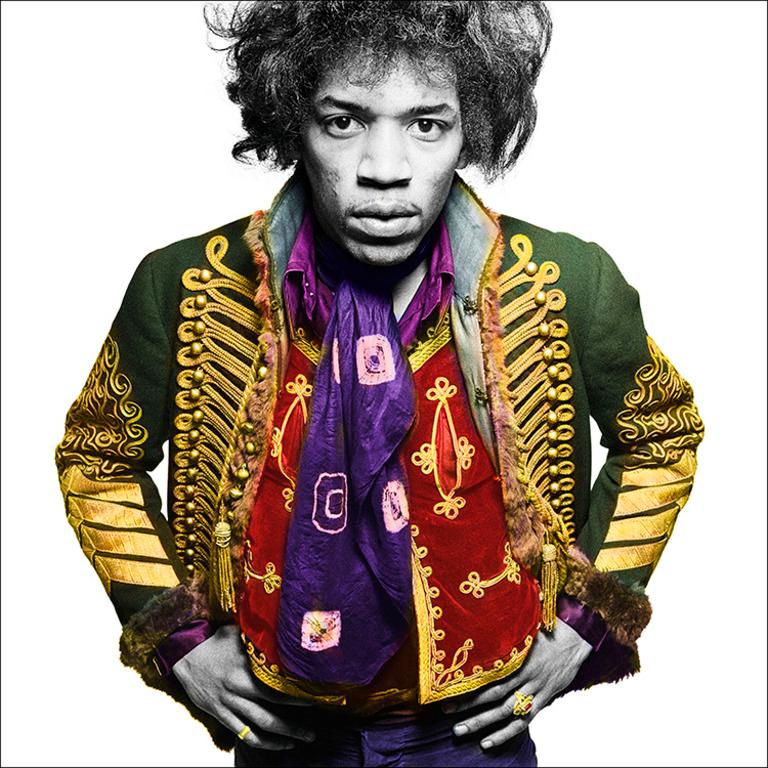 Impression C.I.C. signée et numérotée par Gered Mankowitz.

Le guitariste, chanteur et compositeur de rock américain Jimi Hendrix, photographié à Londres en 1967.

Tailles disponibles :
16" x 20" Edition de 50
30" x 40" Edition de 25
50" x 53"