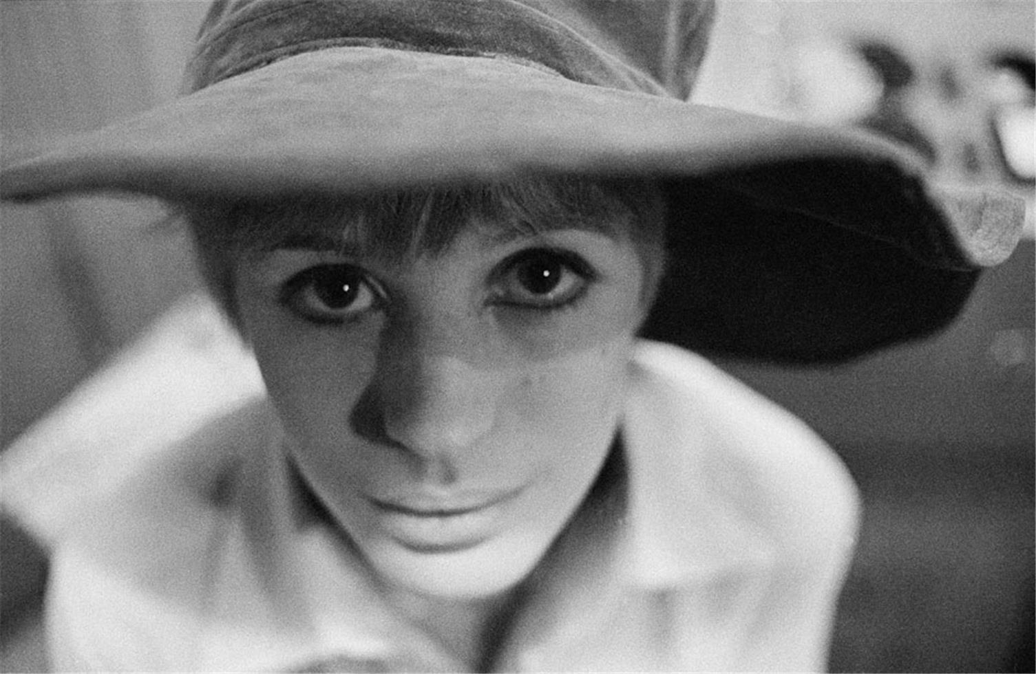 Gered Mankowitz Black and White Photograph - Marianne Faithfull hat, 1967