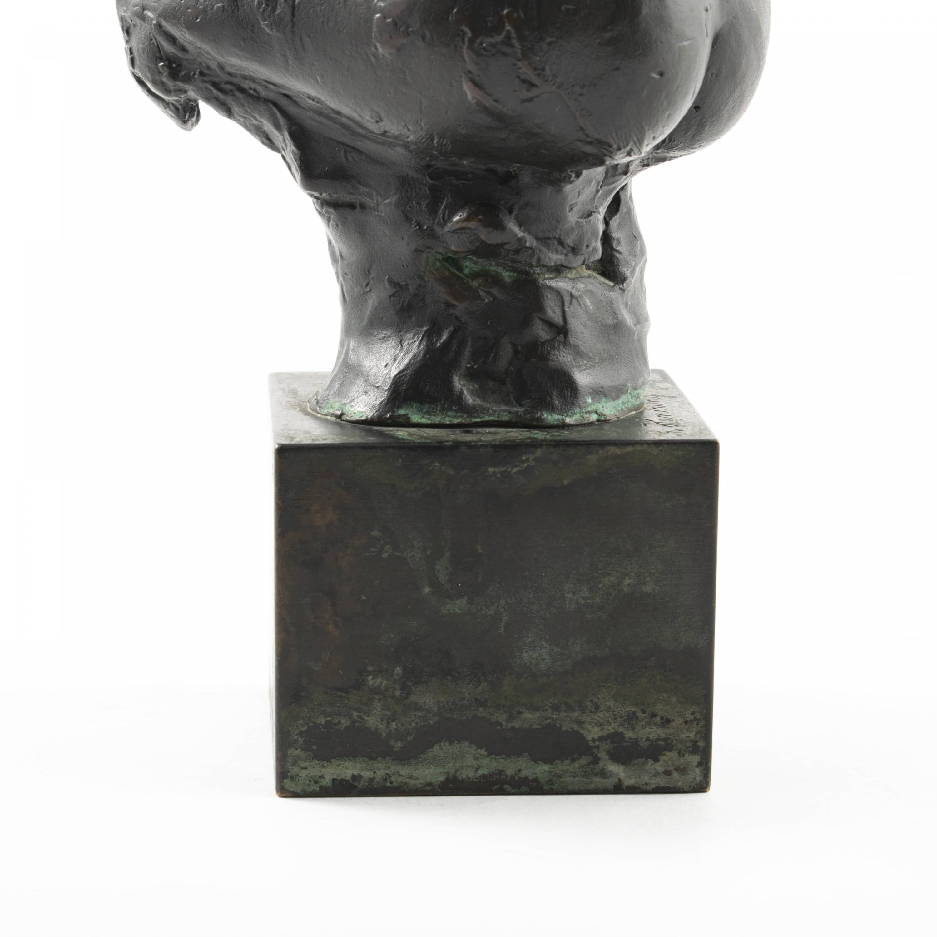 Gerhard Henning, Bronze Statuette, Sitting Woman 1