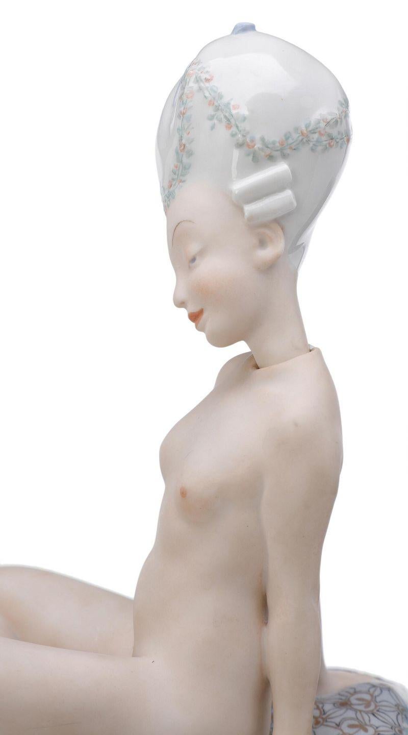 Danish Gerhard Henning for Royal Copenhagen. Porcelain bobblehead doll ‘Ane Mari’ For Sale