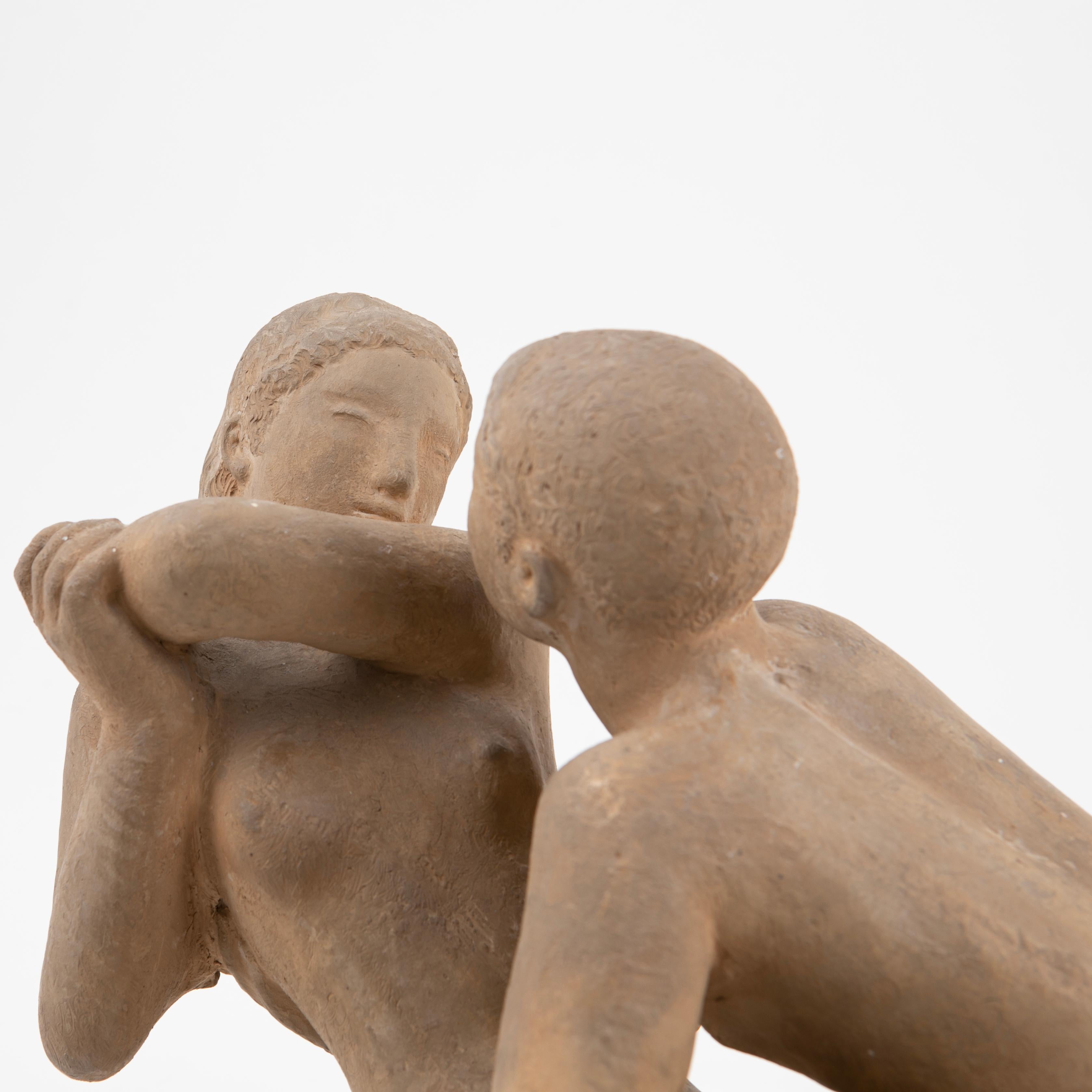 Gerhard Henning Sculpture en terre cuite Homme et Femme en vente 4