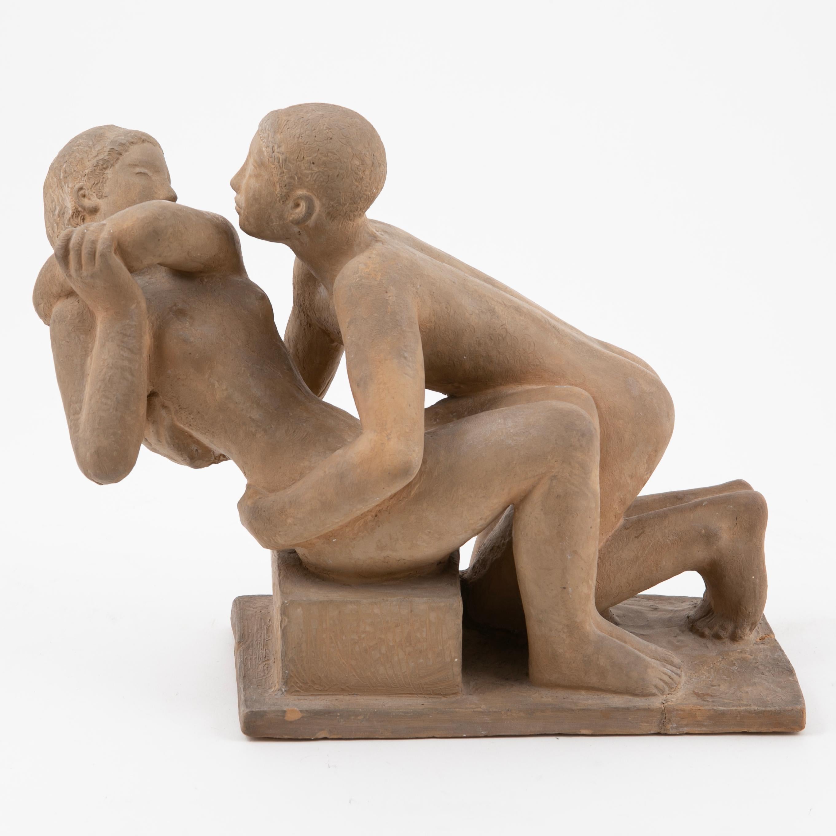 Gerhard Henning Escultura de arcilla de hombre y mujer en venta 1