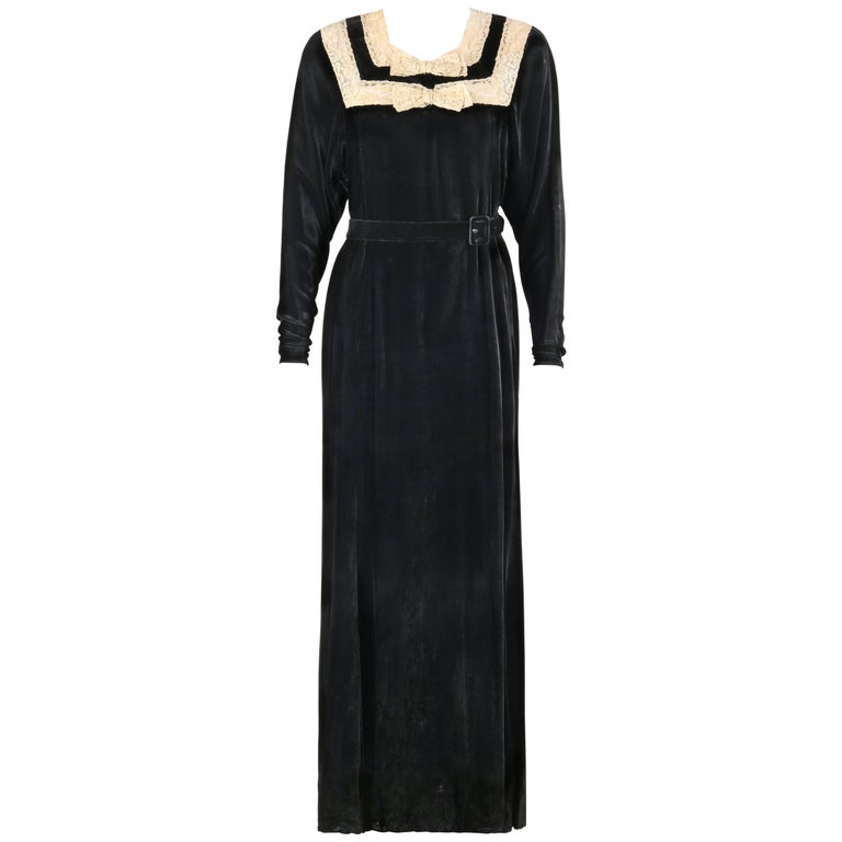 GERMAINE MONTEIL c.1930s Black Silk Velvet Belted Floral Lace Evening Dress  Gown For Sale at 1stDibs | 1930 costume ideas, beatriz monteil, monteil  clothes