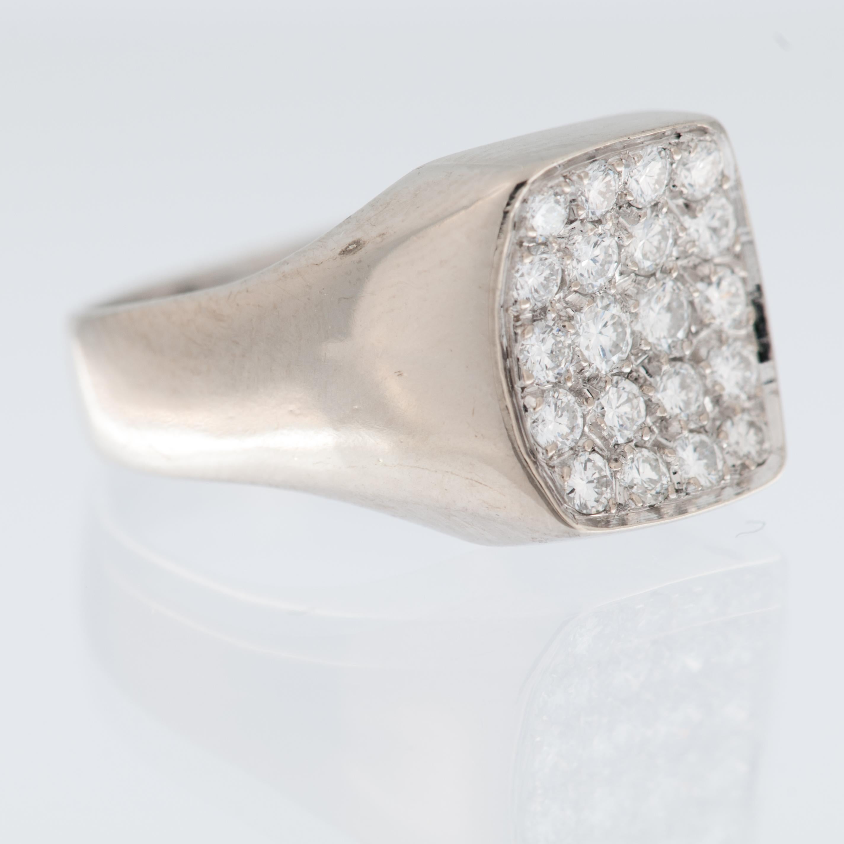 Women's or Men's German 18 karat White Gold Signet Ring with Diamonds For Sale