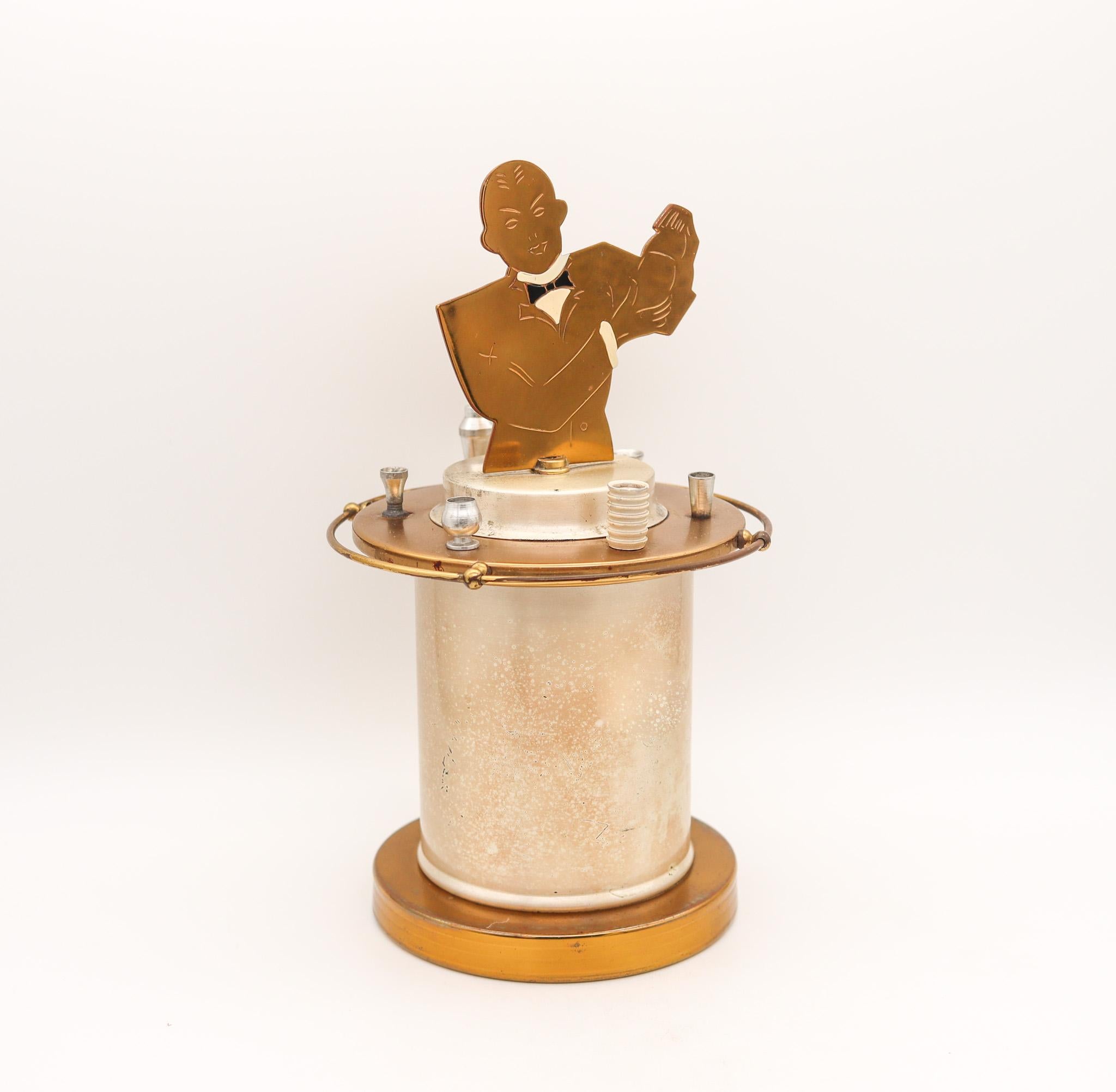 Bar man mechanical cigarette dispenser box.

An exceptional and very beautiful desk piece, created in Germany during the art deco period, back in the 1935. This is a rare barman mechanical cigarettes dispenser box with 25 movable elements to fit