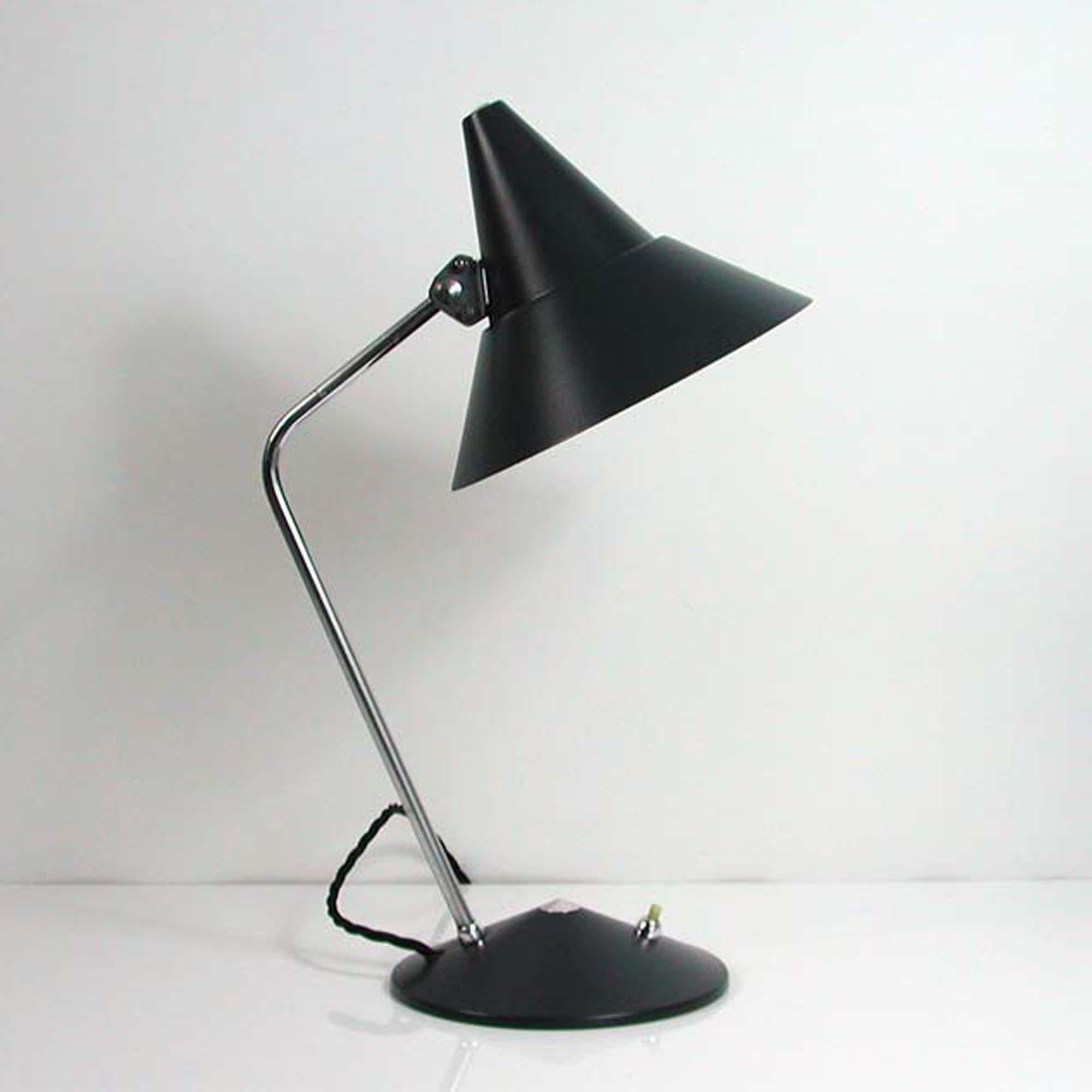 German 1950s Industrial Desk Lamp by HELO Leuchten 5