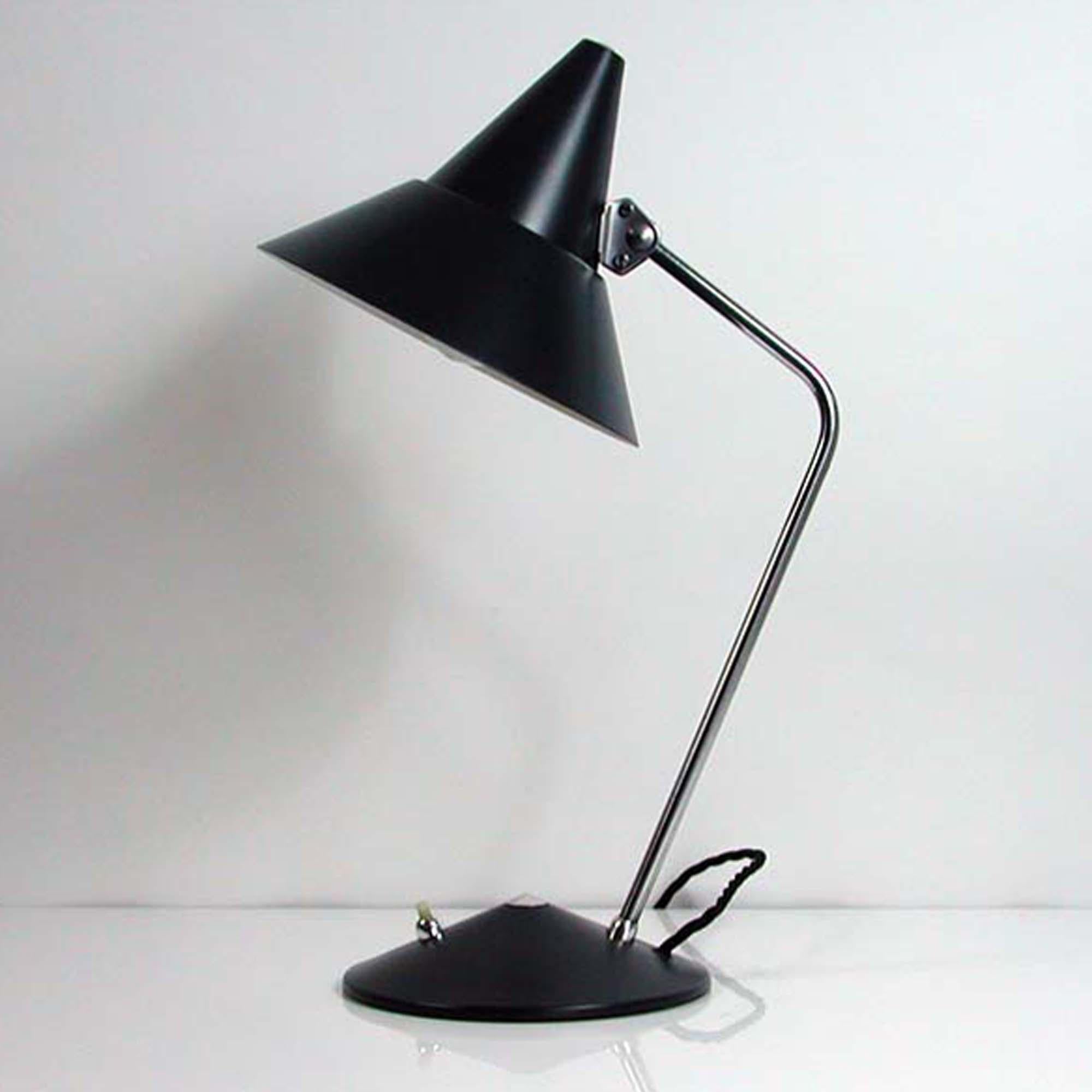 Lacquered German 1950s Industrial Desk Lamp by HELO Leuchten