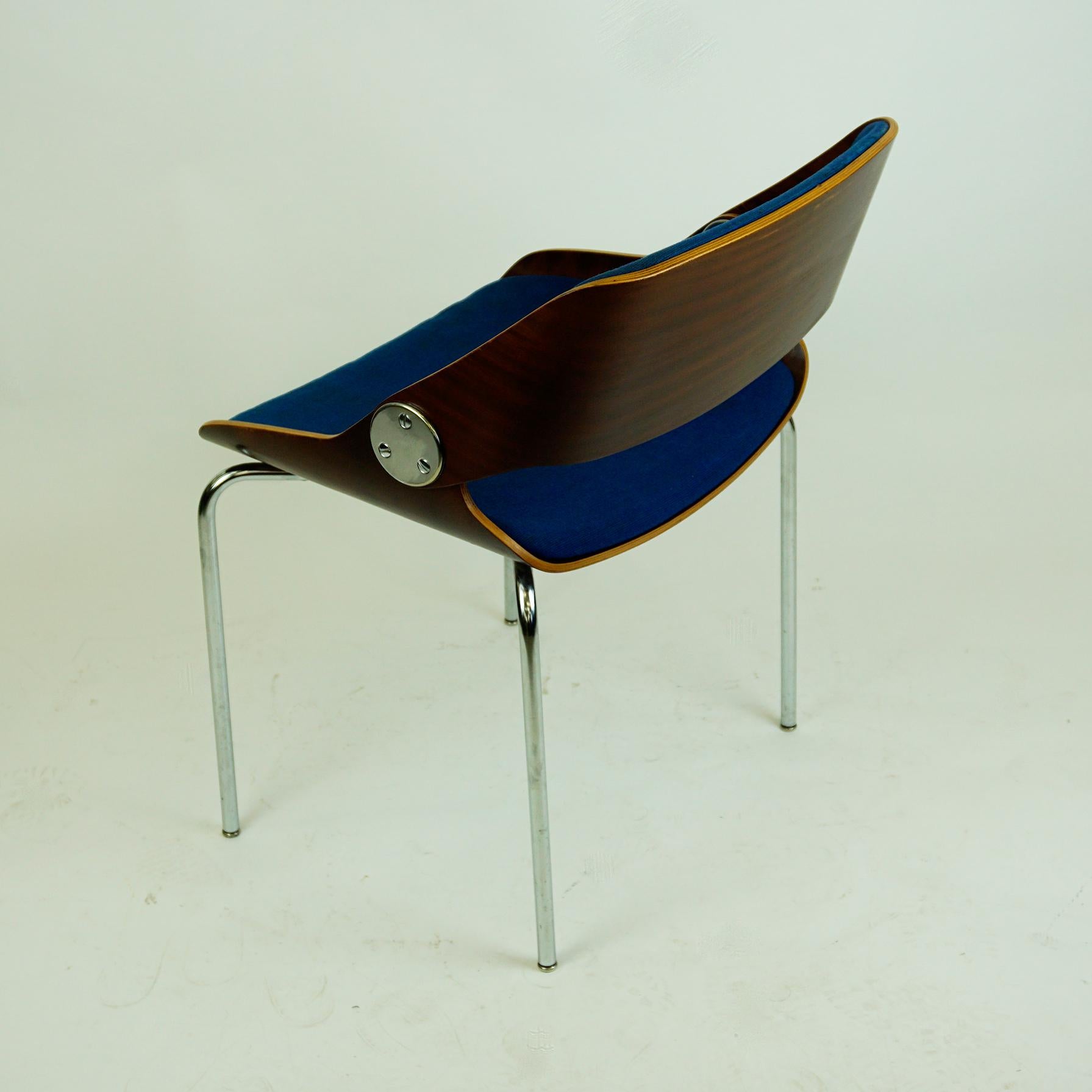 German 1960s Plywood and blue Fabric Chair by Eugen Schmidt for Soloform In Good Condition In Vienna, AT