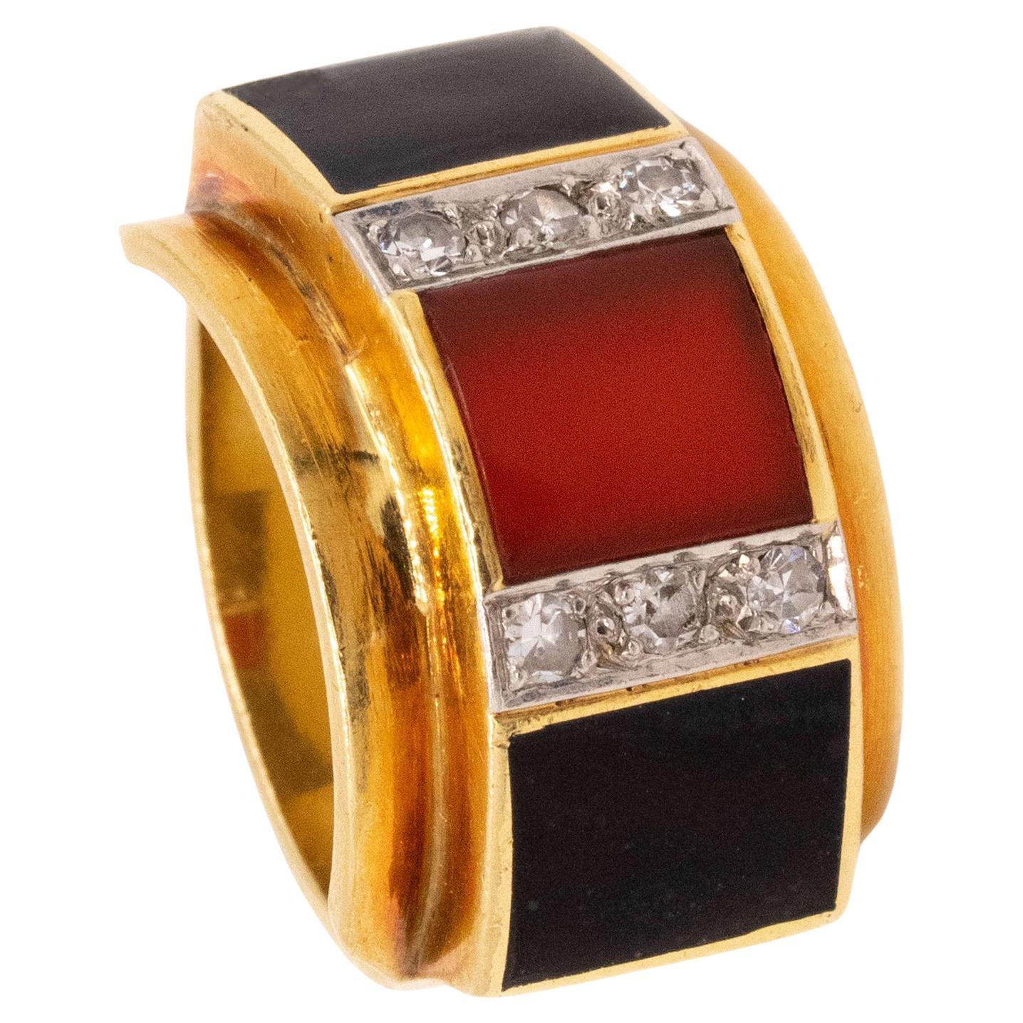 German 1970 Modernist Ring in 18Kt Yellow Gold with Diamonds Carnelian and Onyx