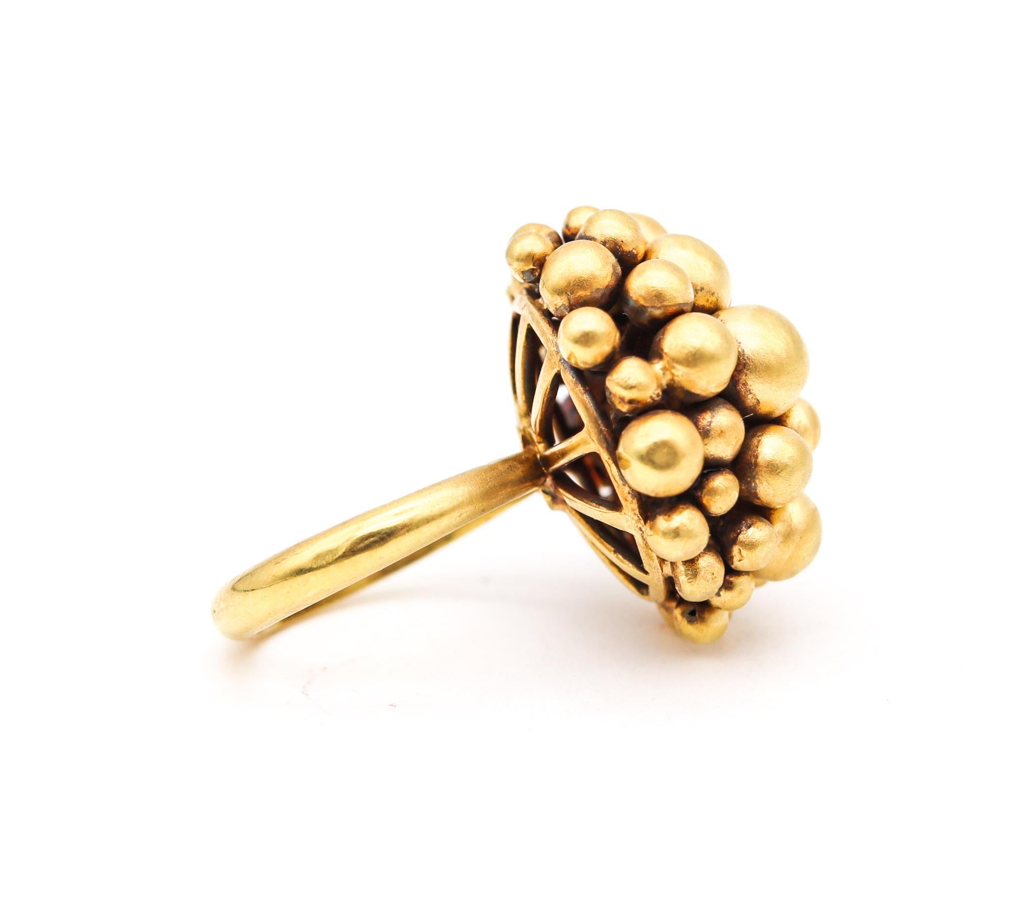 Women's German 1970 Sculptural Modernism Cocktail Ring in Brushed 18Kt Yellow Gold
