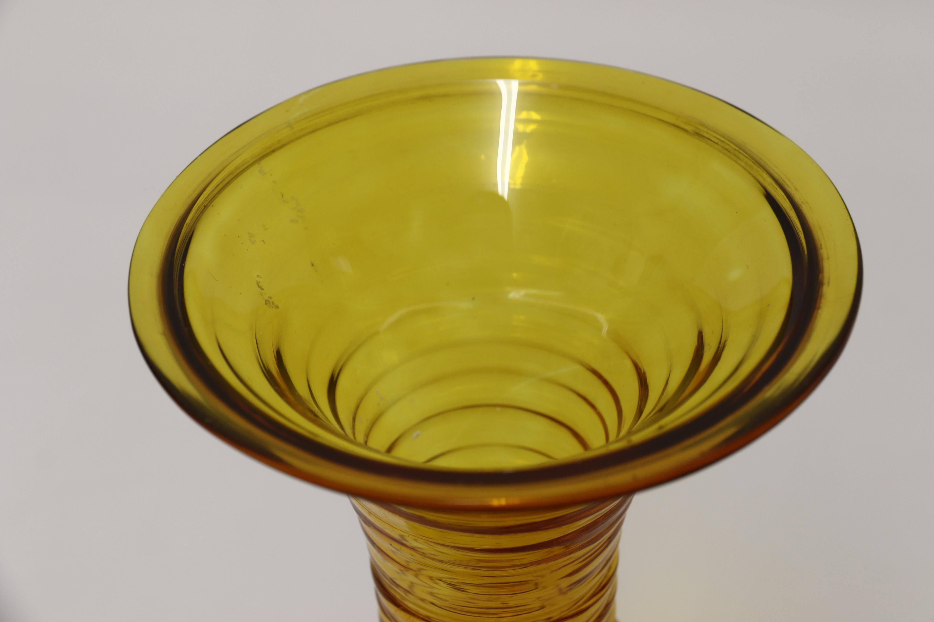 German 19th Century Amber Cut Glass and Engraved Goblet, circa 1880 For Sale 11