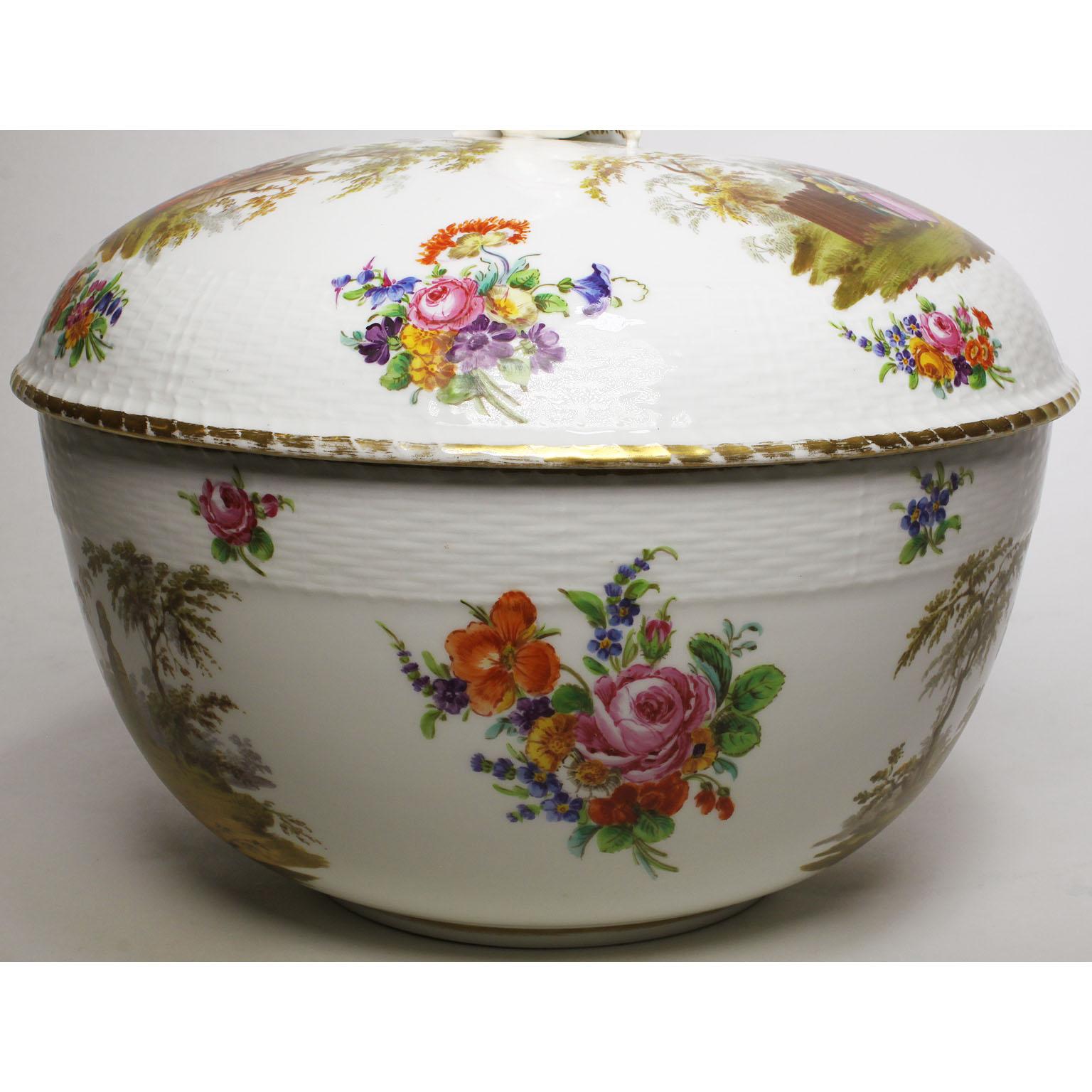 Hand-Painted German 19th Century Berlin Porcelain Kpm Covered Bacchus Tureen Centerpiece  For Sale