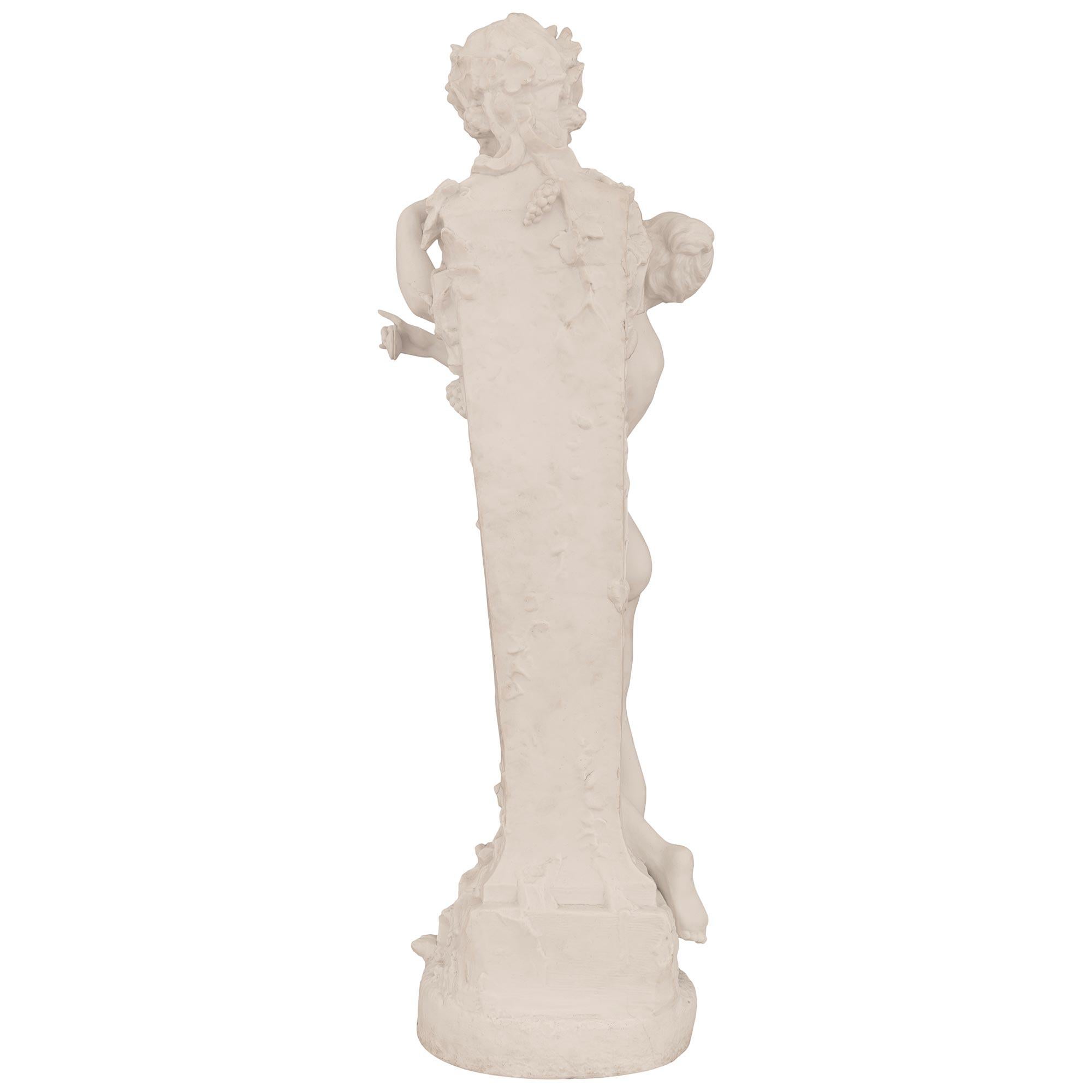 Sculpture allemande du 19ème siècle en porcelaine biscuit signée en vente 3