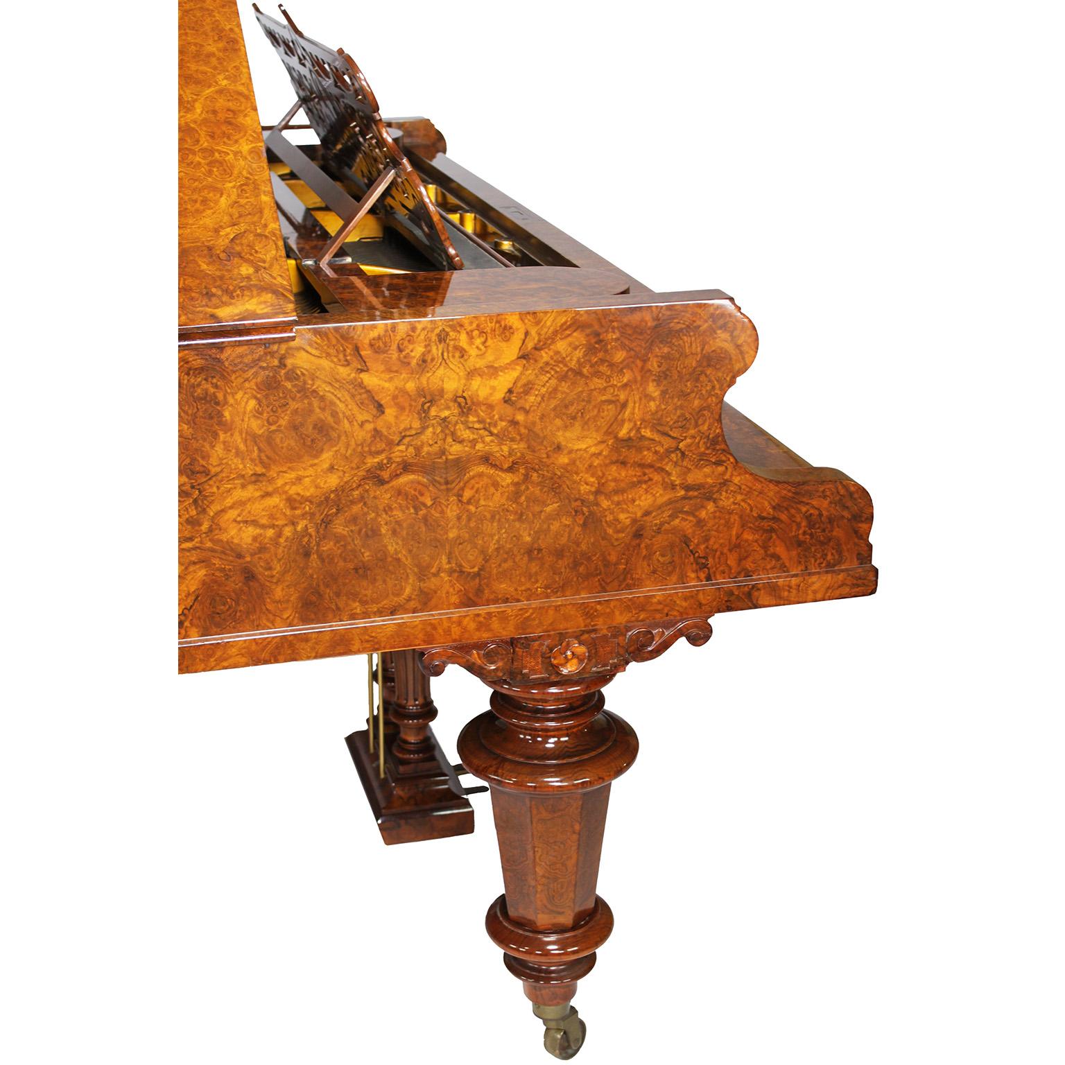 Deutsches Bechstein-Konzert-Grand Piano aus Wurzelnussholz im Louis-XVI.-Stil des 19. Jahrhunderts im Angebot 5