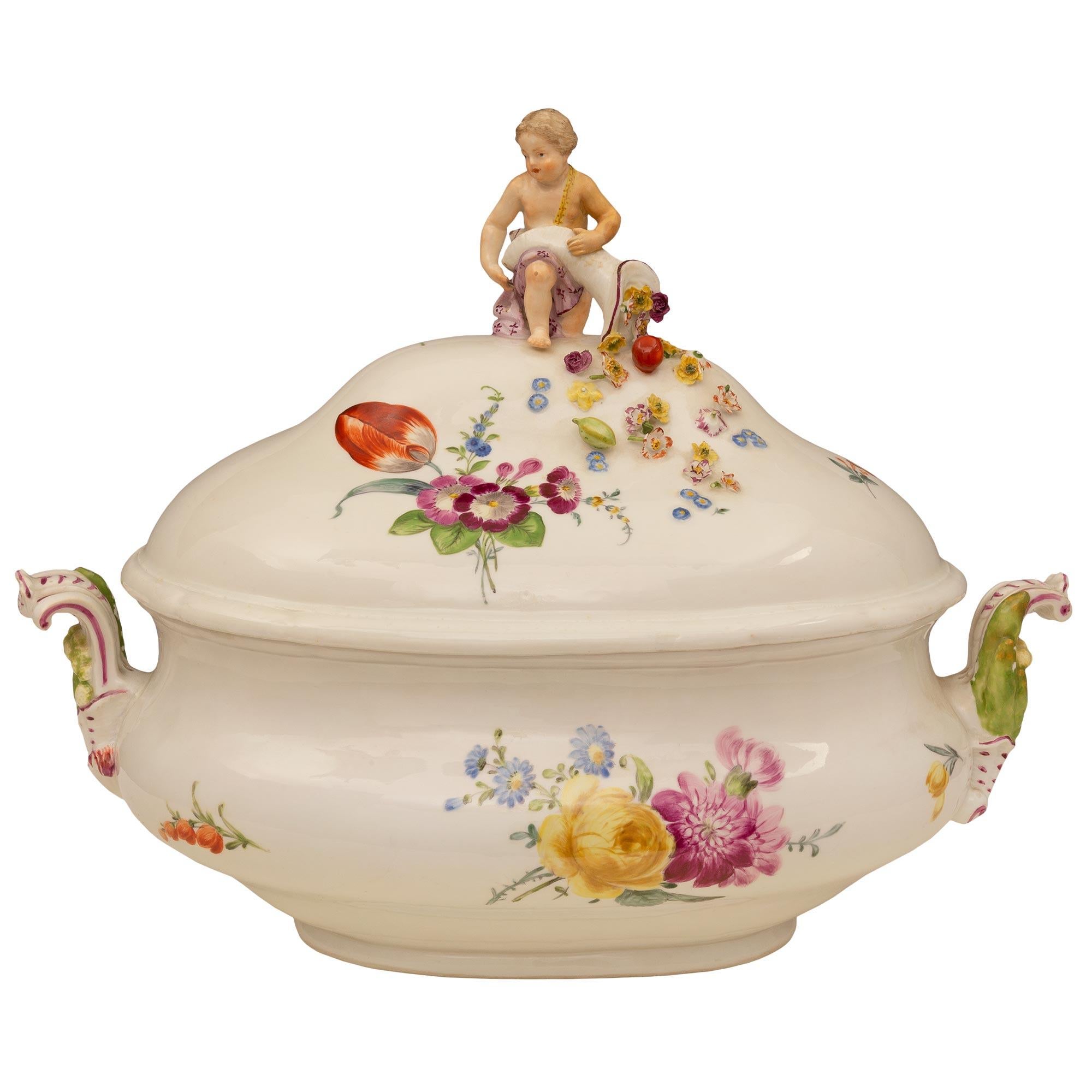 German 19th Century Meissen Porcelain Lidded Tureen For Sale