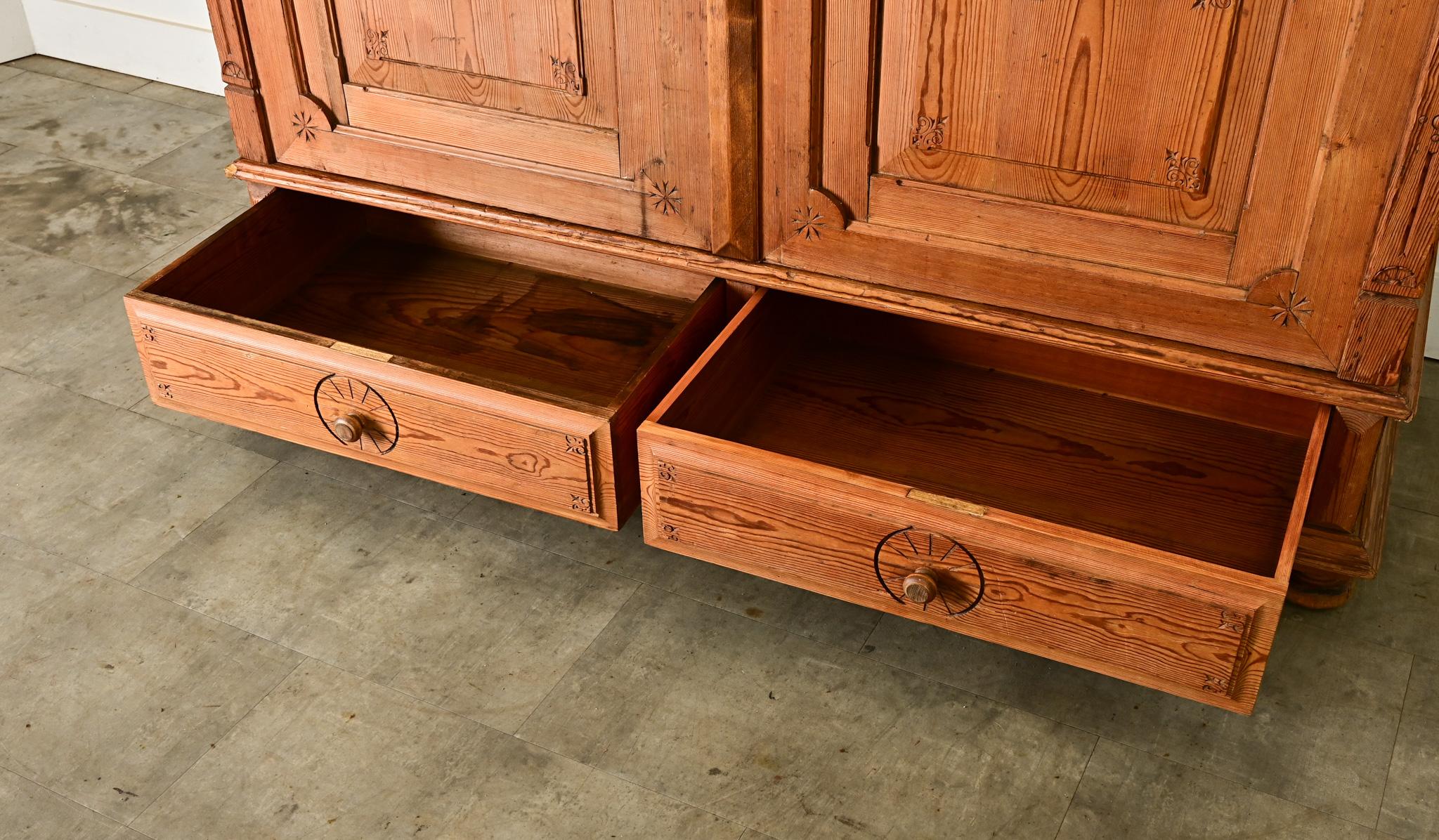 German 19th Century Pine Armoire 2