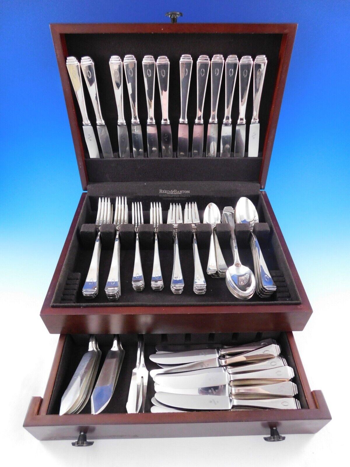 German 800 Silver by Vereinigte Silberwarentabnken Service de couverts avec design pyramidal - 98 pièces. Cet ensemble comprend :

12 Couteaux de table, 9 1/4