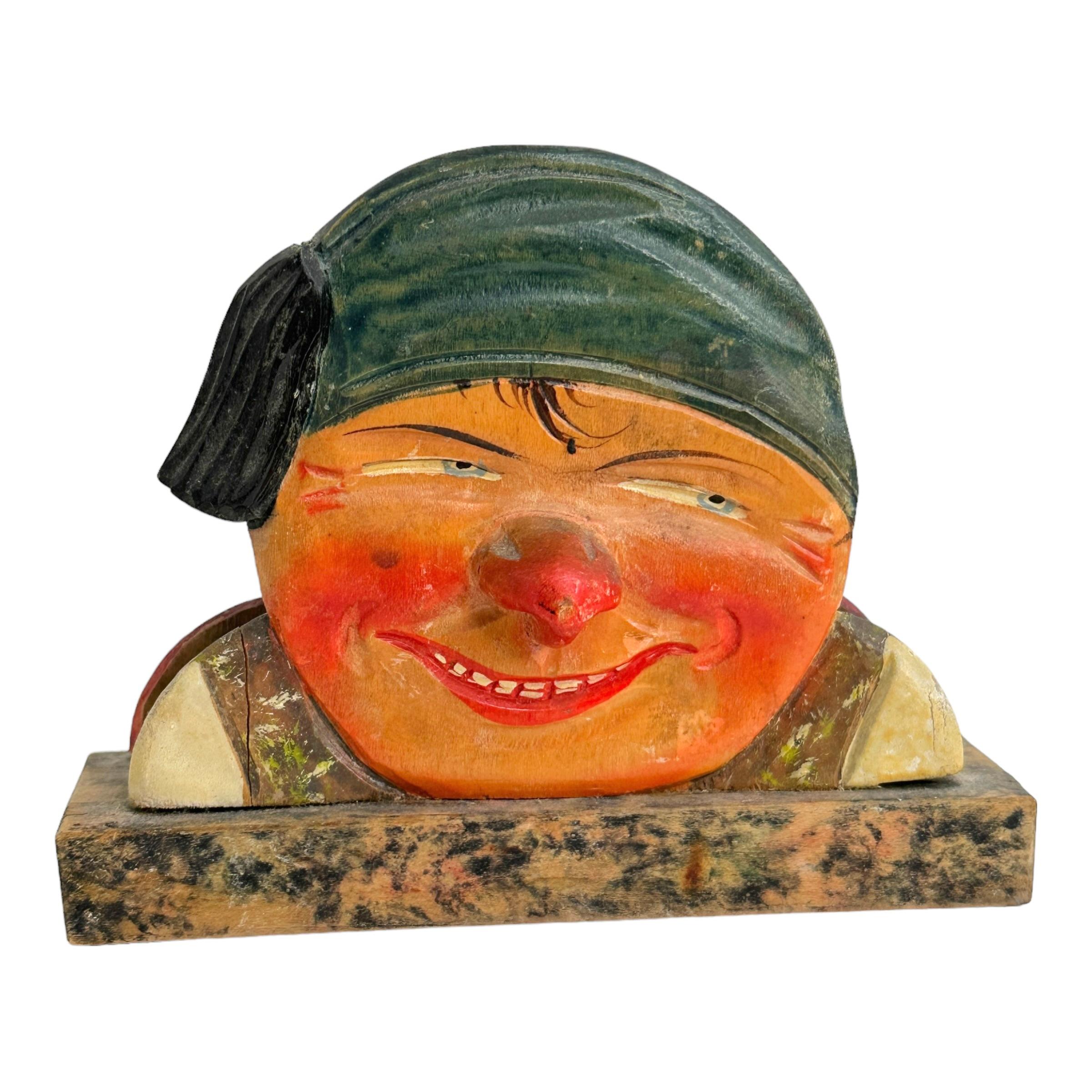 Soporte Servilletero Alemán ANRI Figura Tallada, vintage años 20 Arte popular en venta