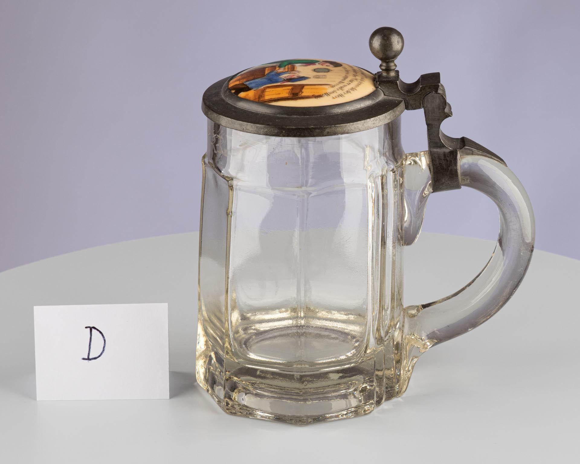 Pichet de bière en verre à couvercle, porcelaine, étain. Bon état - En vente à Greven, DE