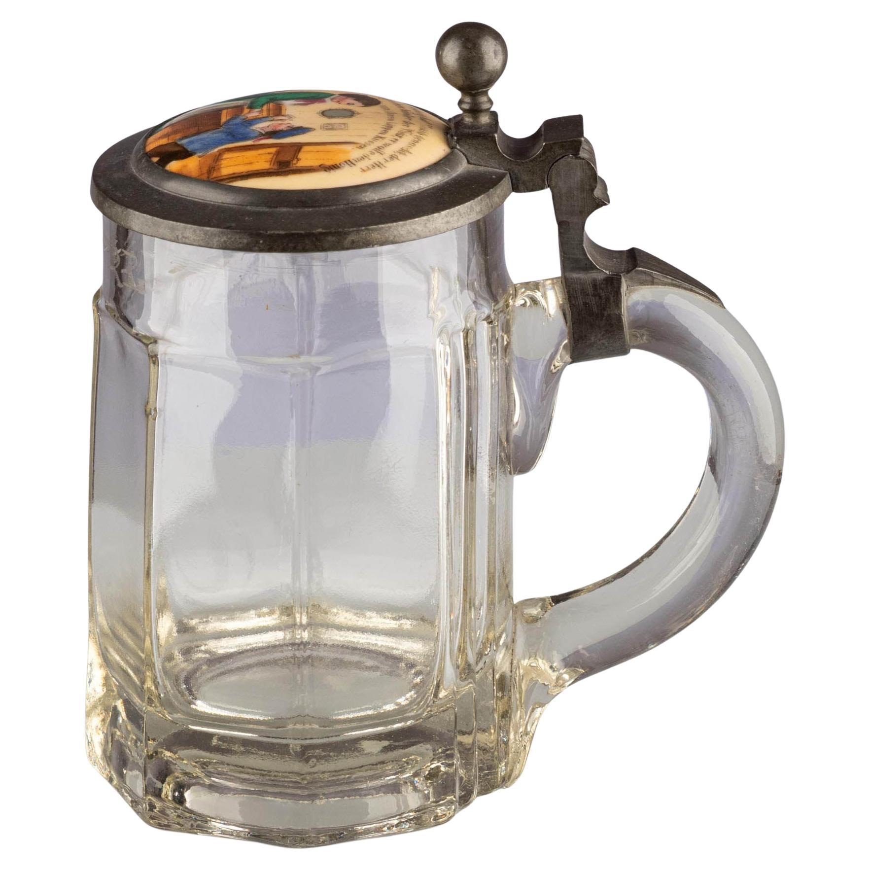 Pichet de bière en verre à couvercle, porcelaine, étain.