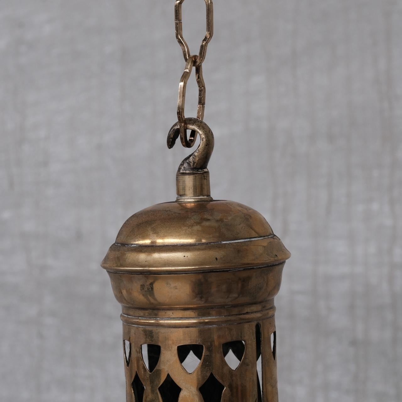 Verre Lampe à suspension allemande ancienne bicolore en laiton et verre en vente