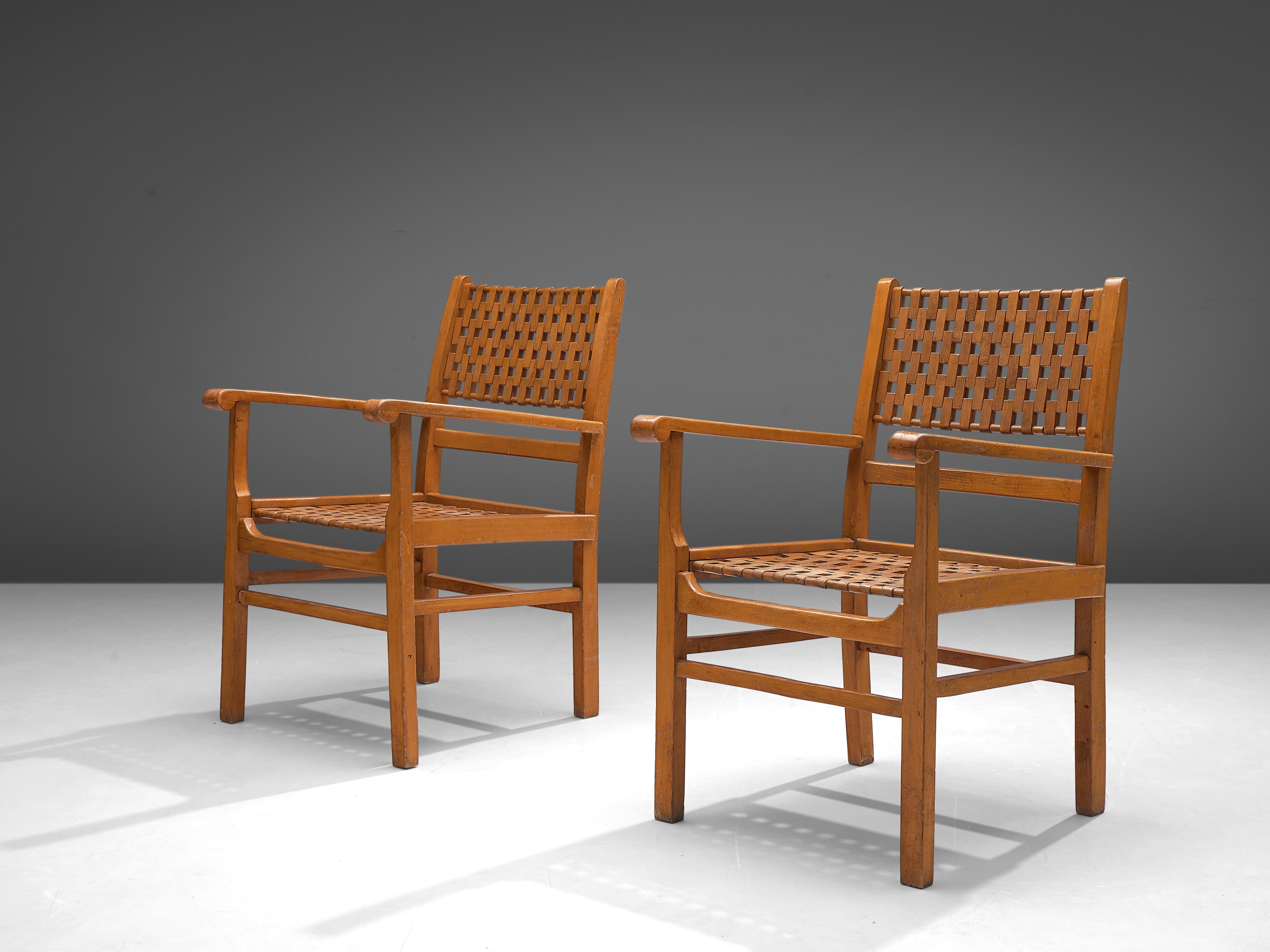 Paar Sessel mit geometrischer Sitzfläche und Rückenlehne aus Holz (Mitte des 20. Jahrhunderts) im Angebot