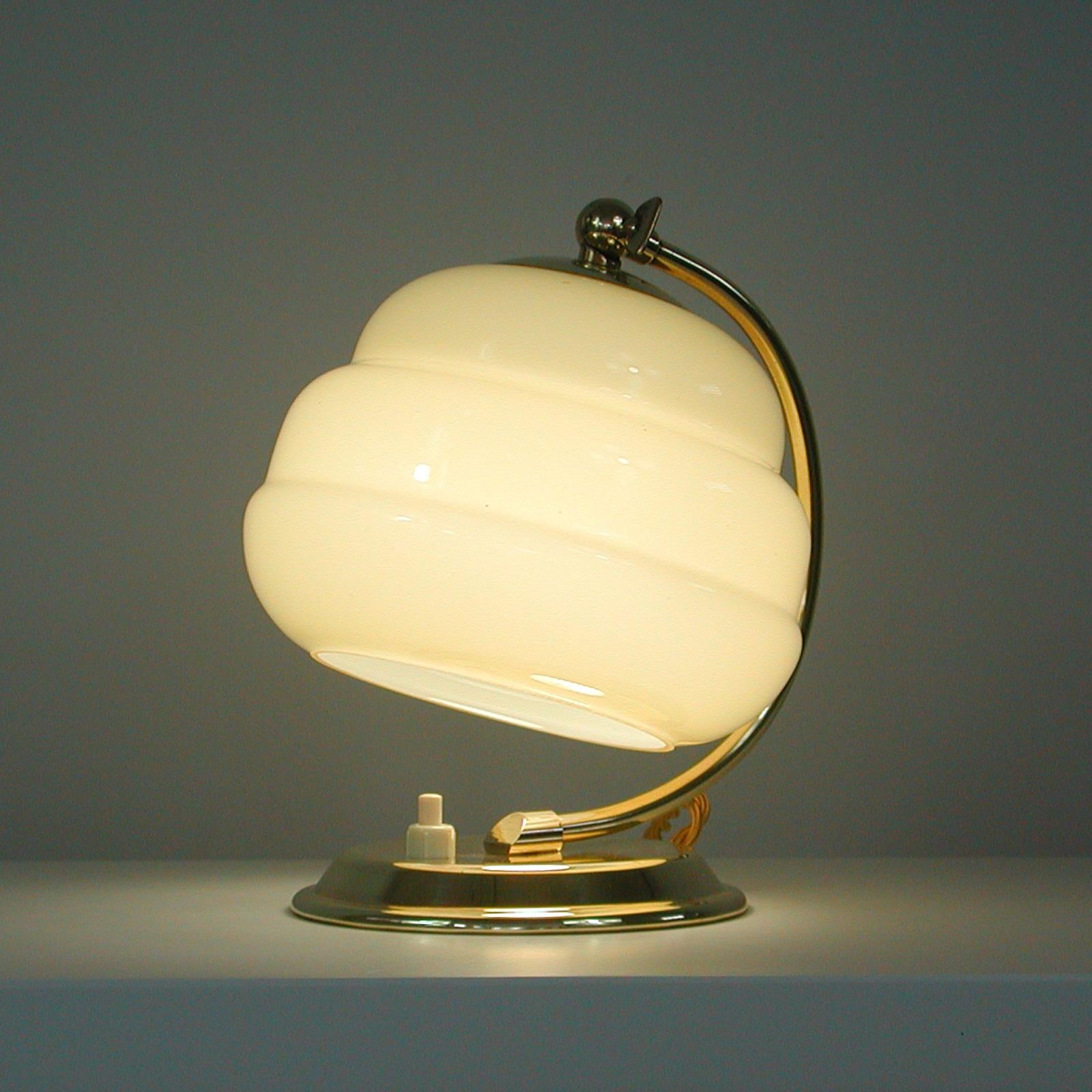 German Art Deco Bauhaus Brass and Opaline Table Lamp, 1930s For Sale 1