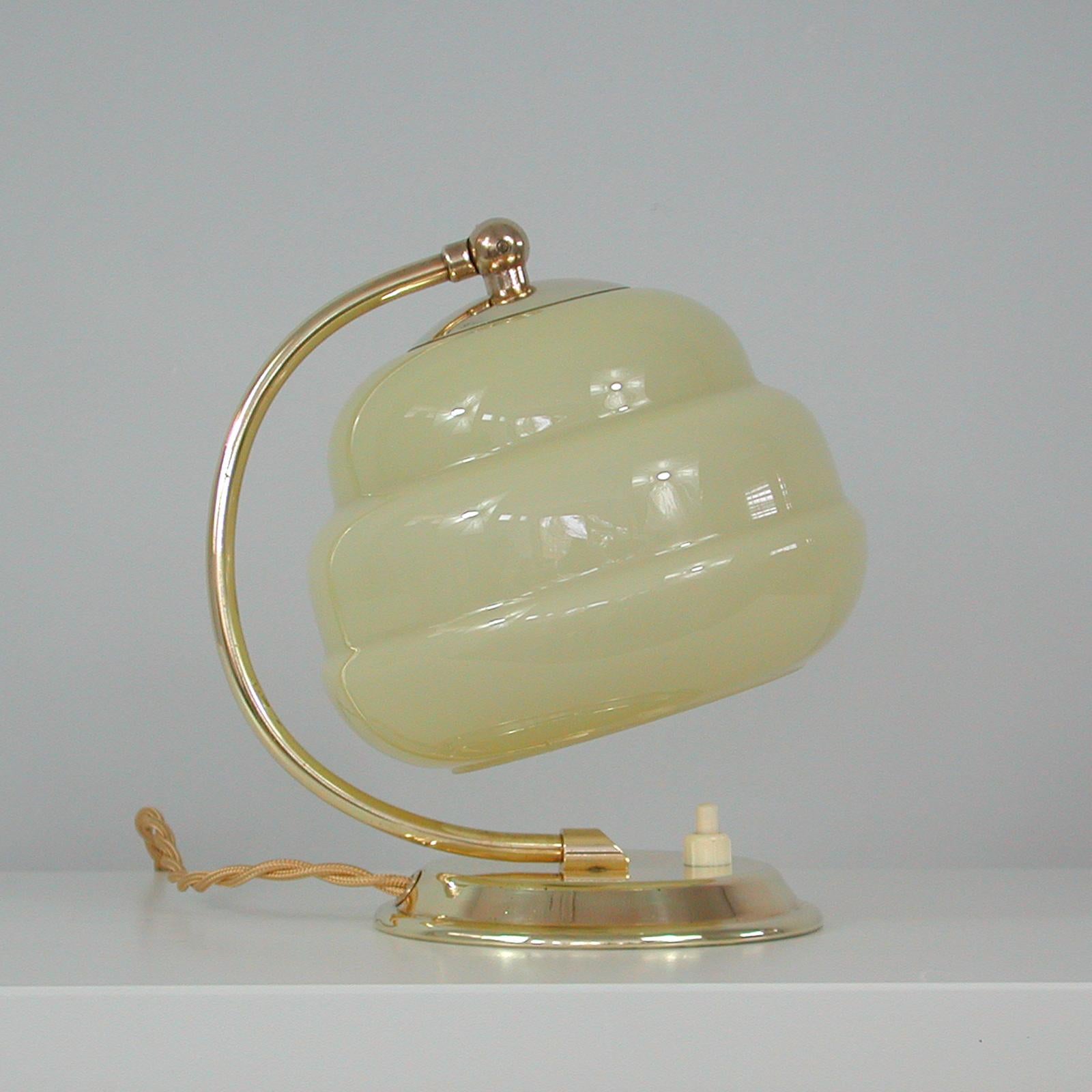 German Art Deco Bauhaus Brass and Opaline Table Lamp, 1930s For Sale 4