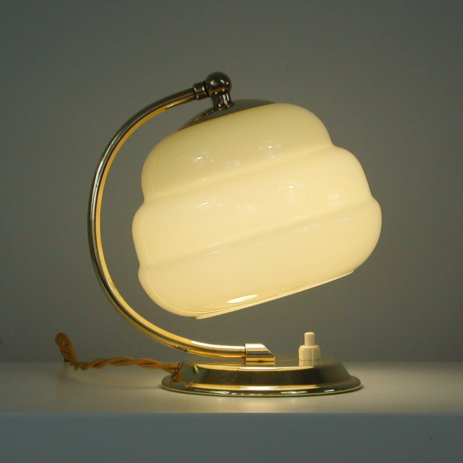 German Art Deco Bauhaus Brass and Opaline Table Lamp, 1930s For Sale 5