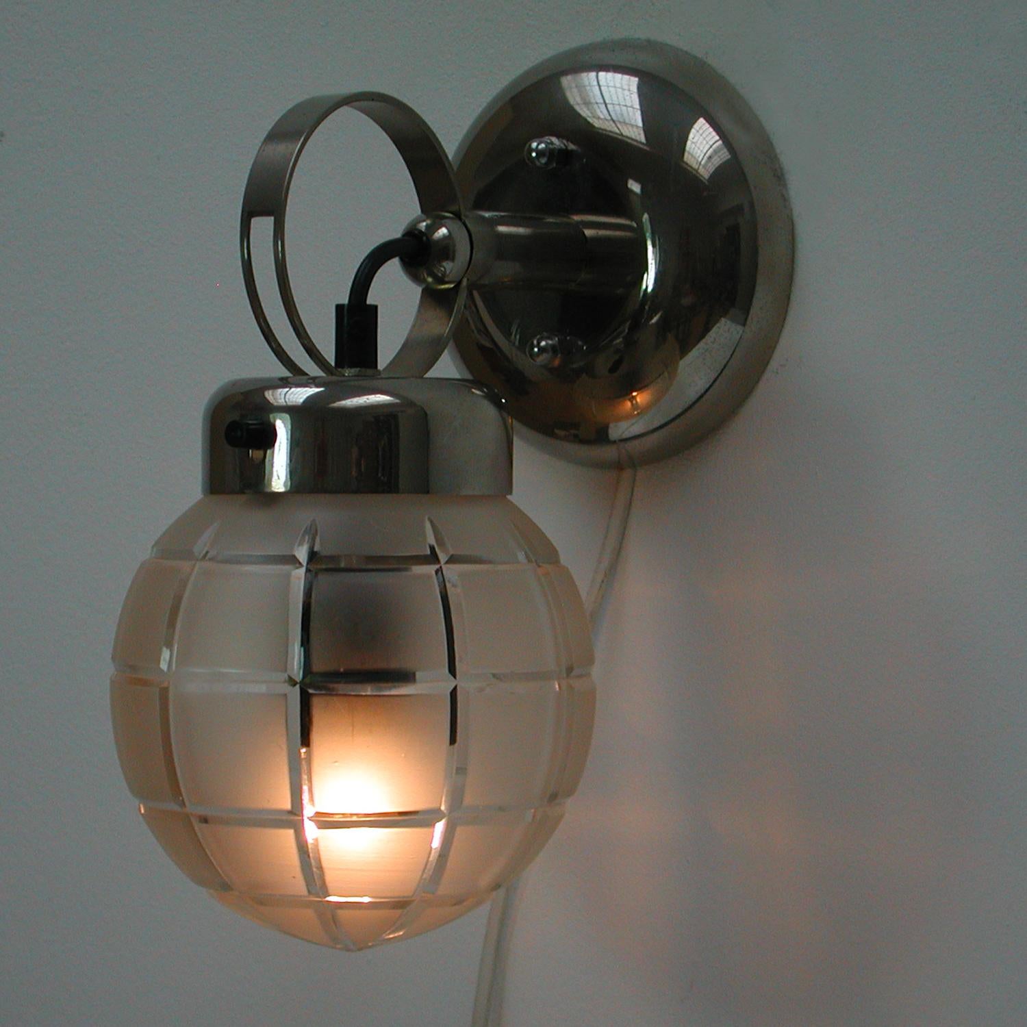 Stained Glass German Art Deco Bauhaus Chrome and Glass Wall Light Sconce, 1930s