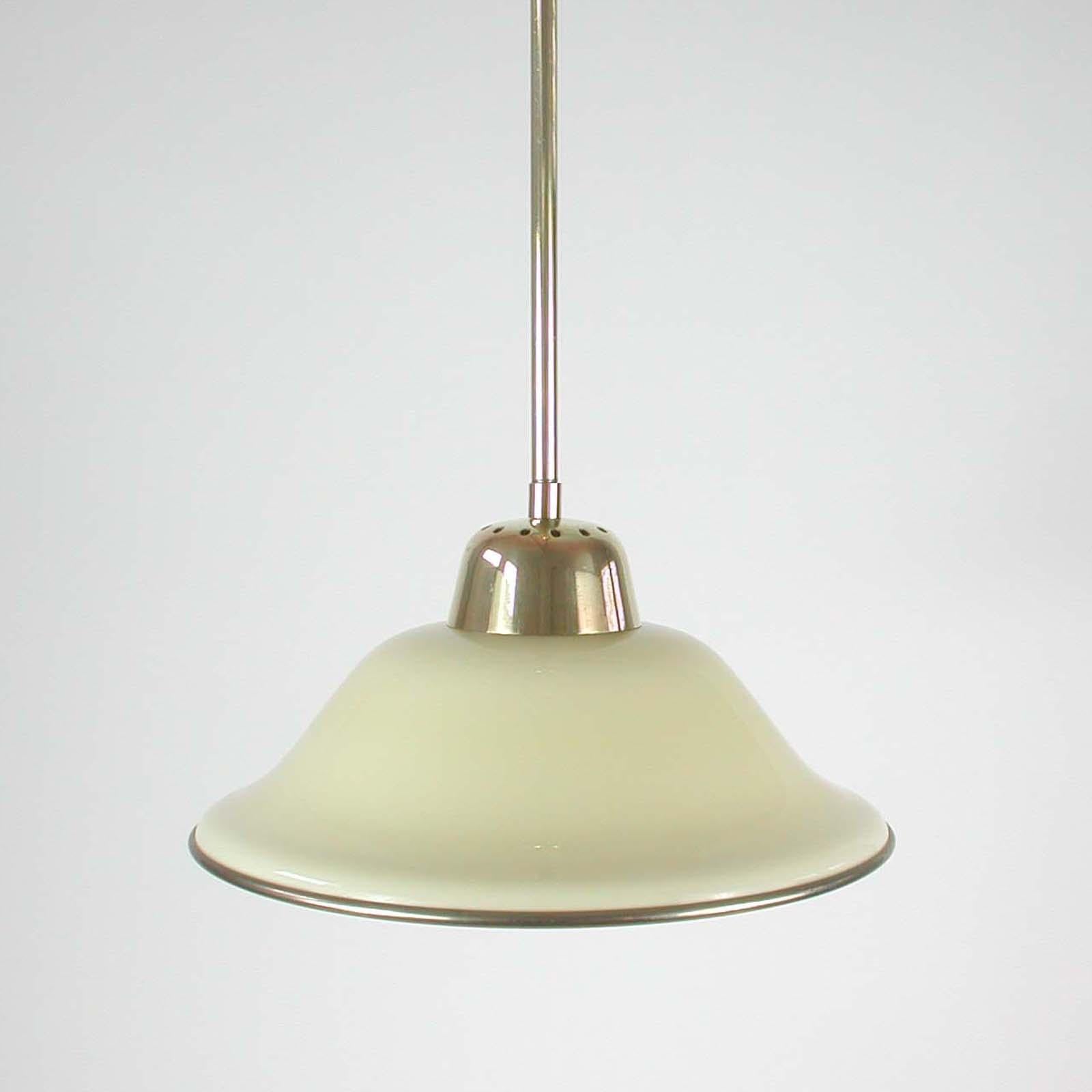 German Art Deco Bauhaus Cream Opaline Glass and Brass Pendant, 1930s In Good Condition For Sale In NUEMBRECHT, NRW