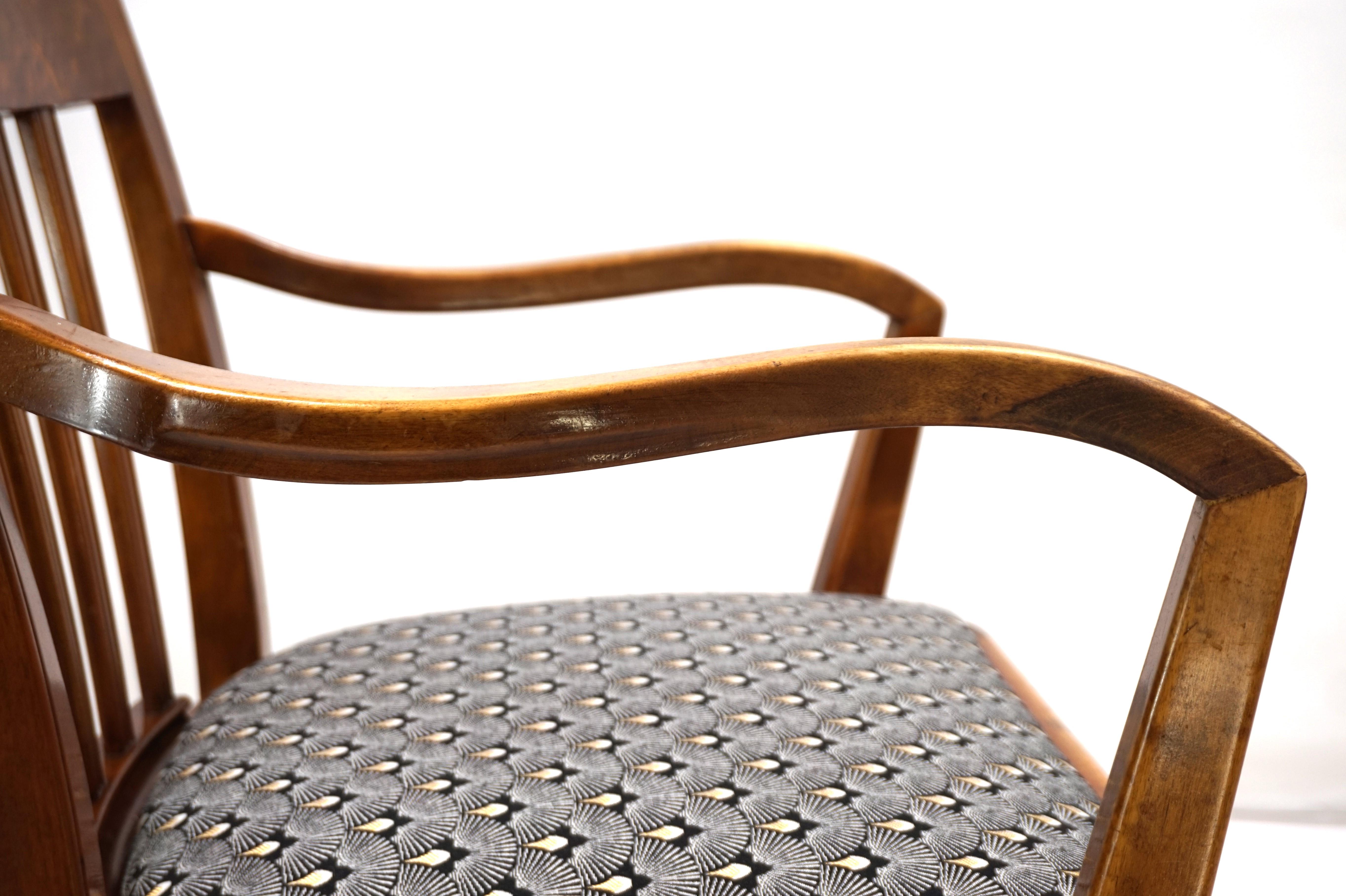 German Art Deco Captain's Armchair, 1930 For Sale 4