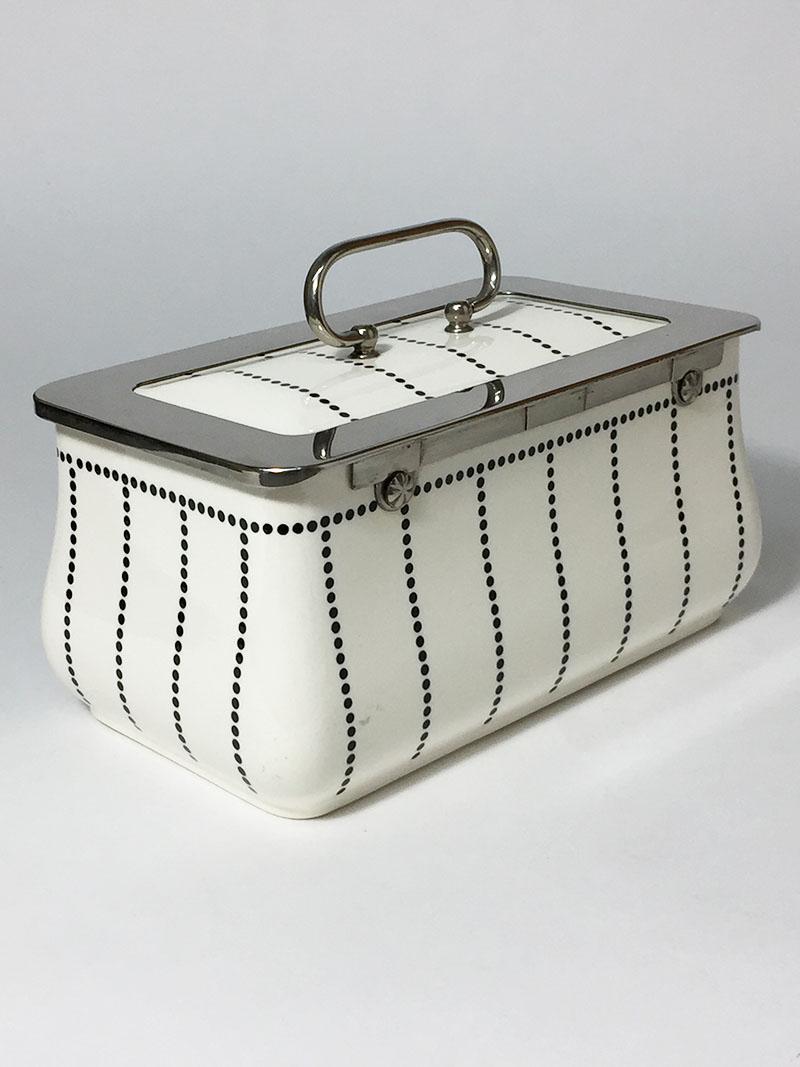 20th Century German Art Deco Ceramic Wächtersbach Biscuit Box, 1910-1920 For Sale