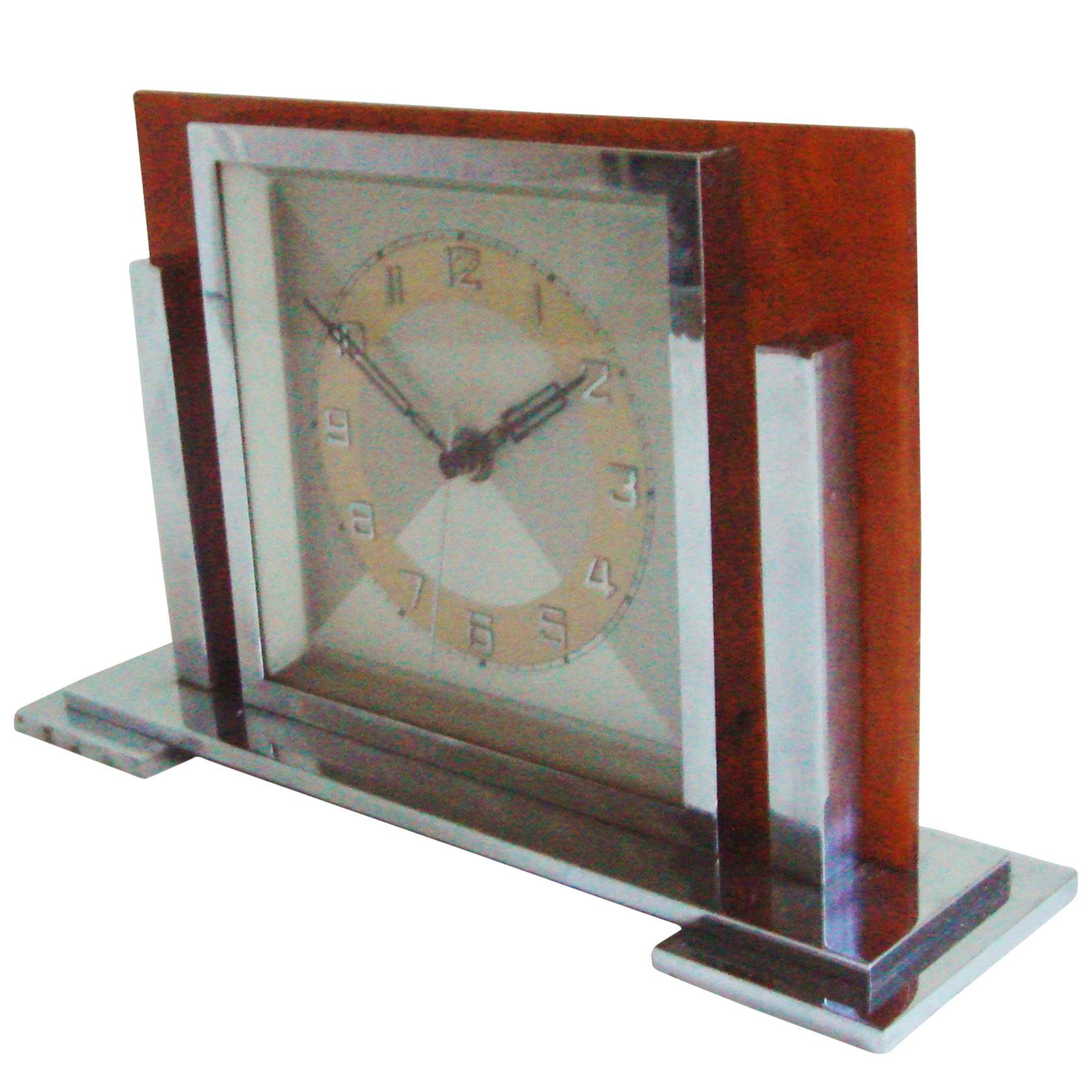 German Art Deco Chrome and Butterscotch Marbled Bakelite Electric Desk Clock