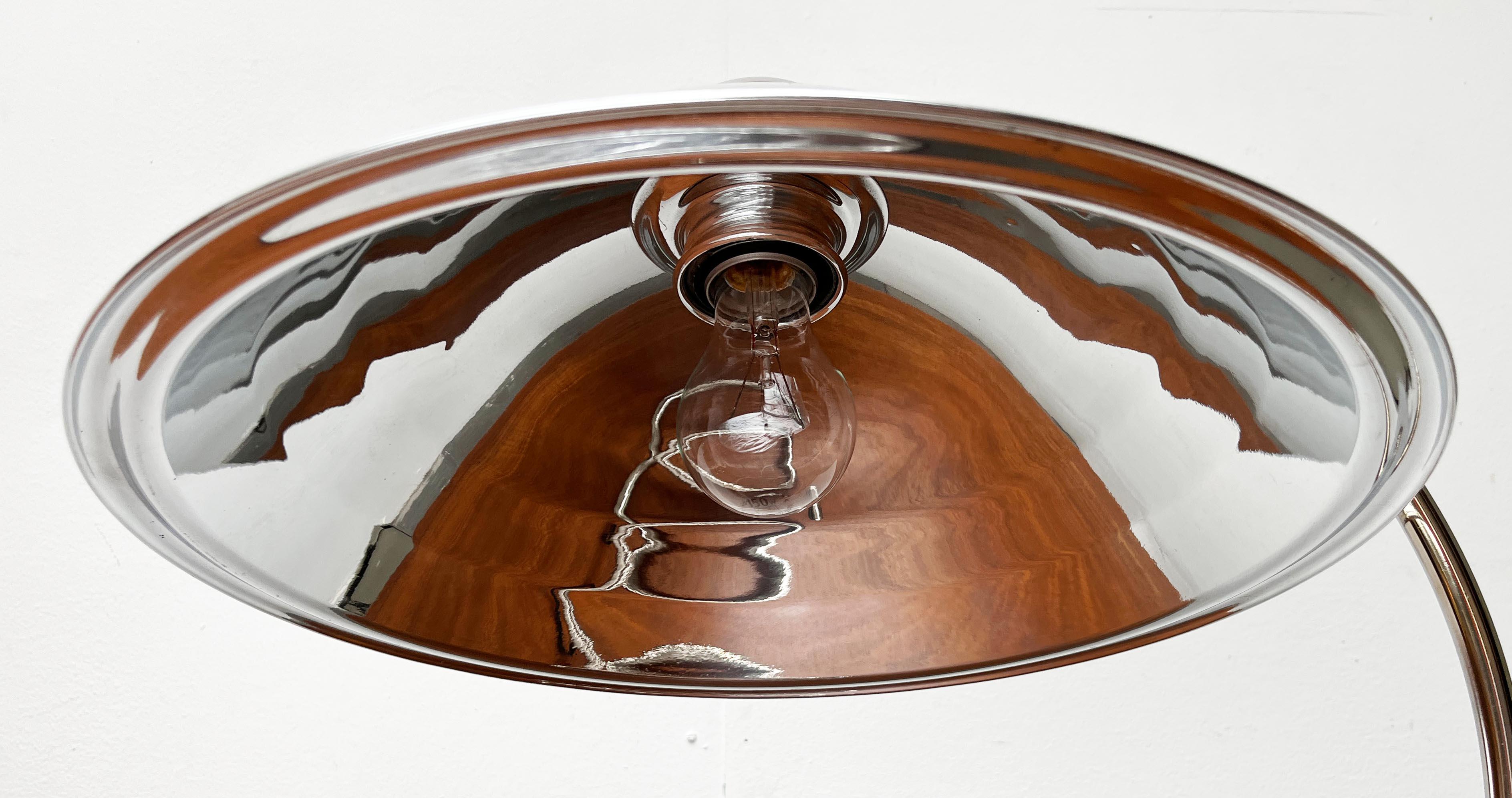 Milieu du XXe siècle Lampe de table Diffuna Art déco allemande de Karl Trabert pour Schaco Schanzenbach Co. en vente