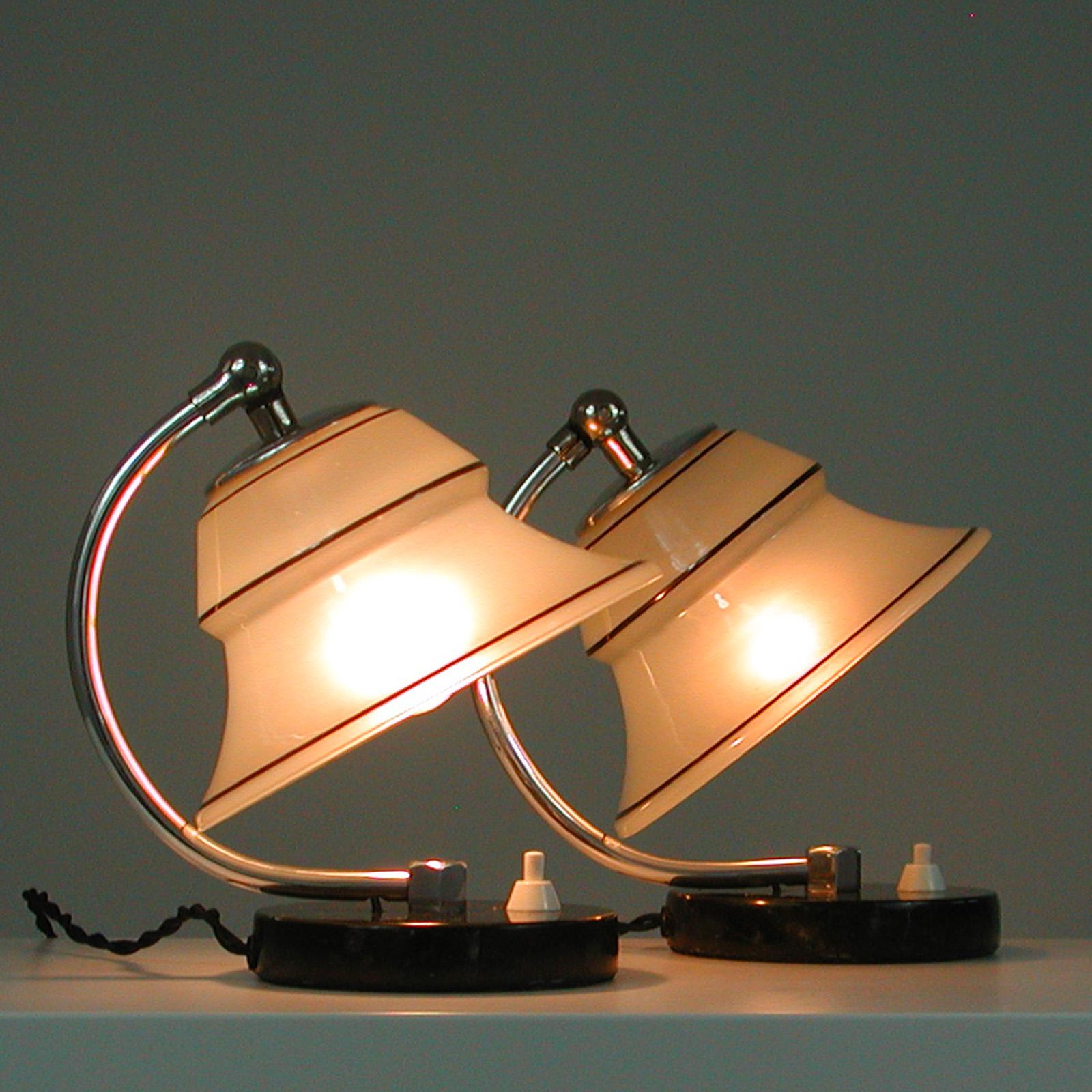 German Art Deco Enameled Satin Glass, Marble and Aluminum Table Lamps, 1930s In Good Condition For Sale In NUEMBRECHT, NRW