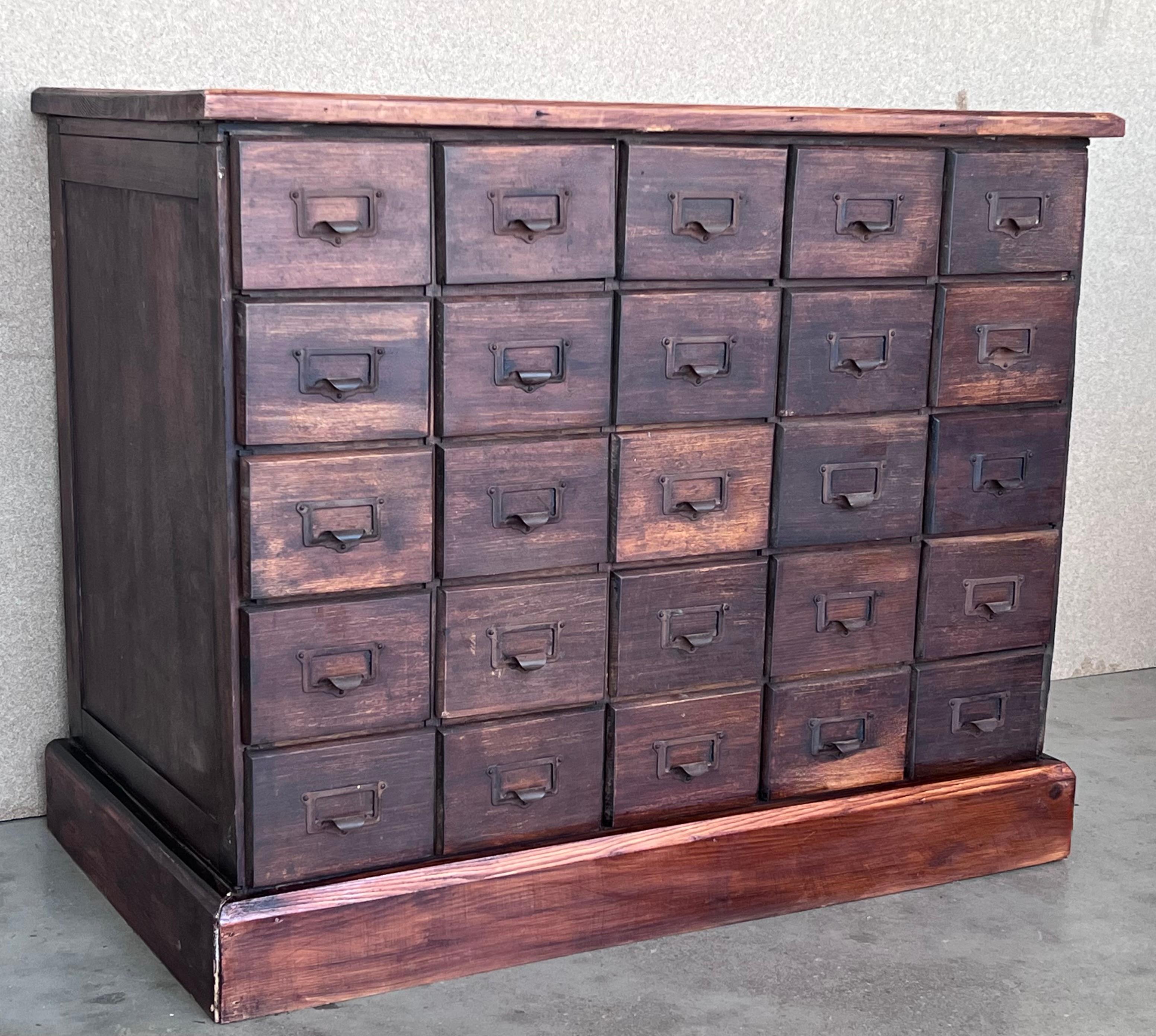 German Art Deco Oak Filing Cabinet / Bank of Drawers, circa 1950s In Good Condition For Sale In Miami, FL