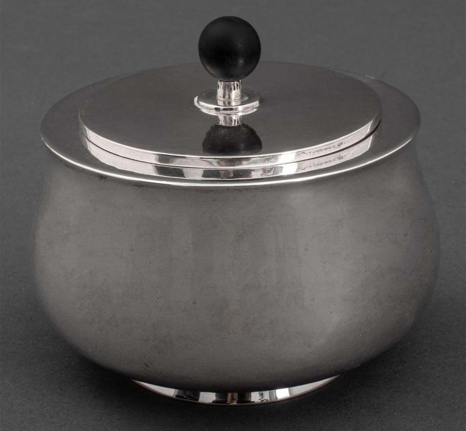 German Art Deco Silver Tea & Coffee Set by Handarbeit For Sale 3