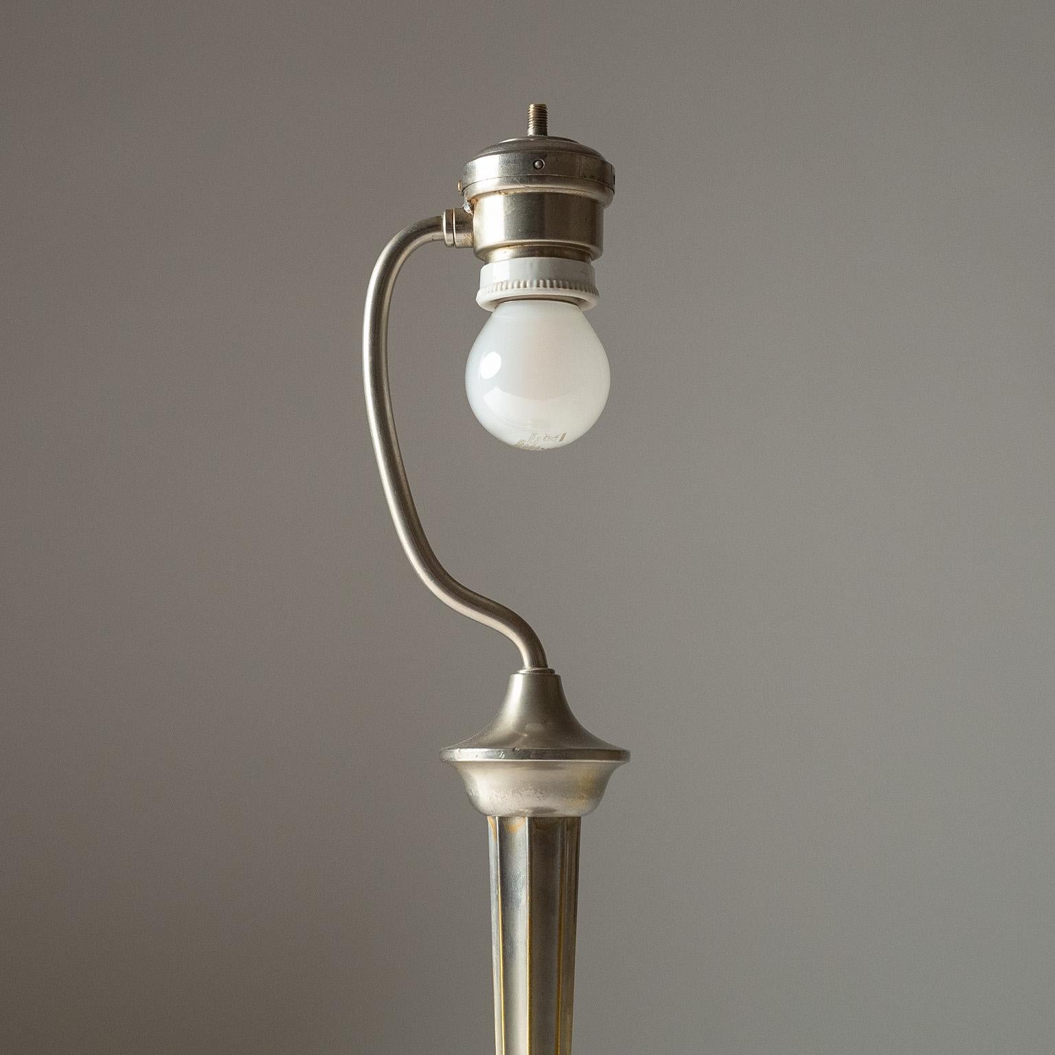 German Art Deco Table Lamp, 1930s For Sale 1