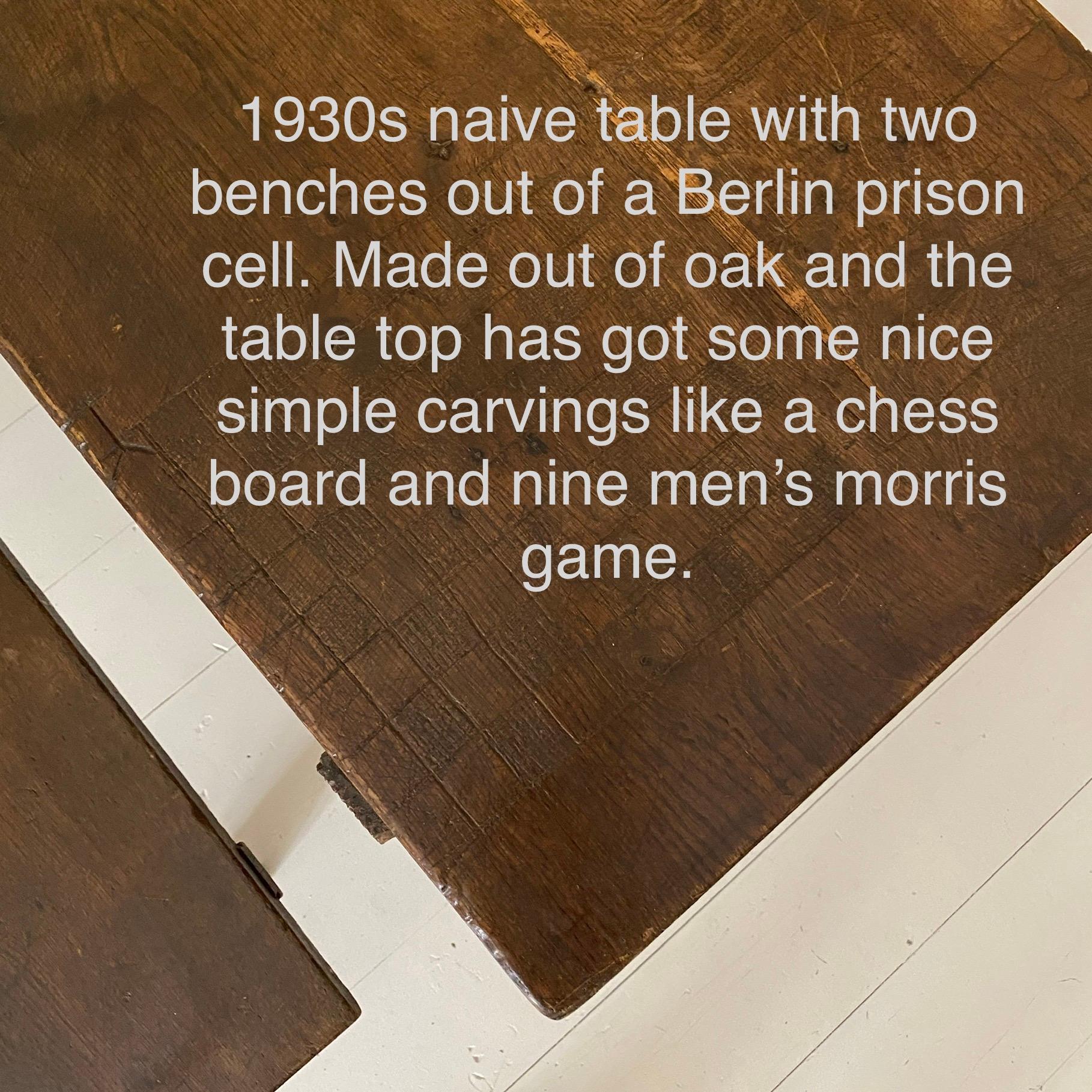 Métal Table et banc de cellule de prison Art déco allemand Wabi Sabi Naive en Oak Brown, années 1930 en vente